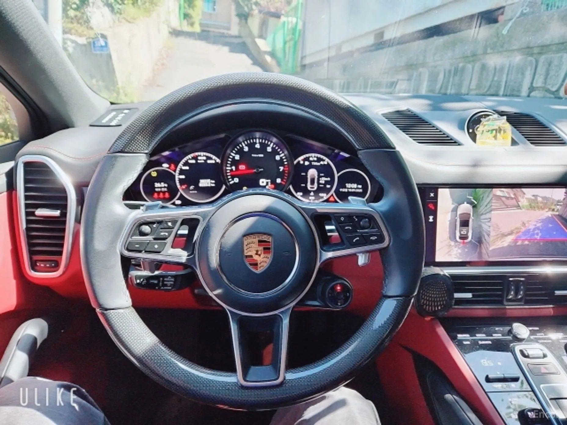 Porsche Cayenne (PO536) превью 14