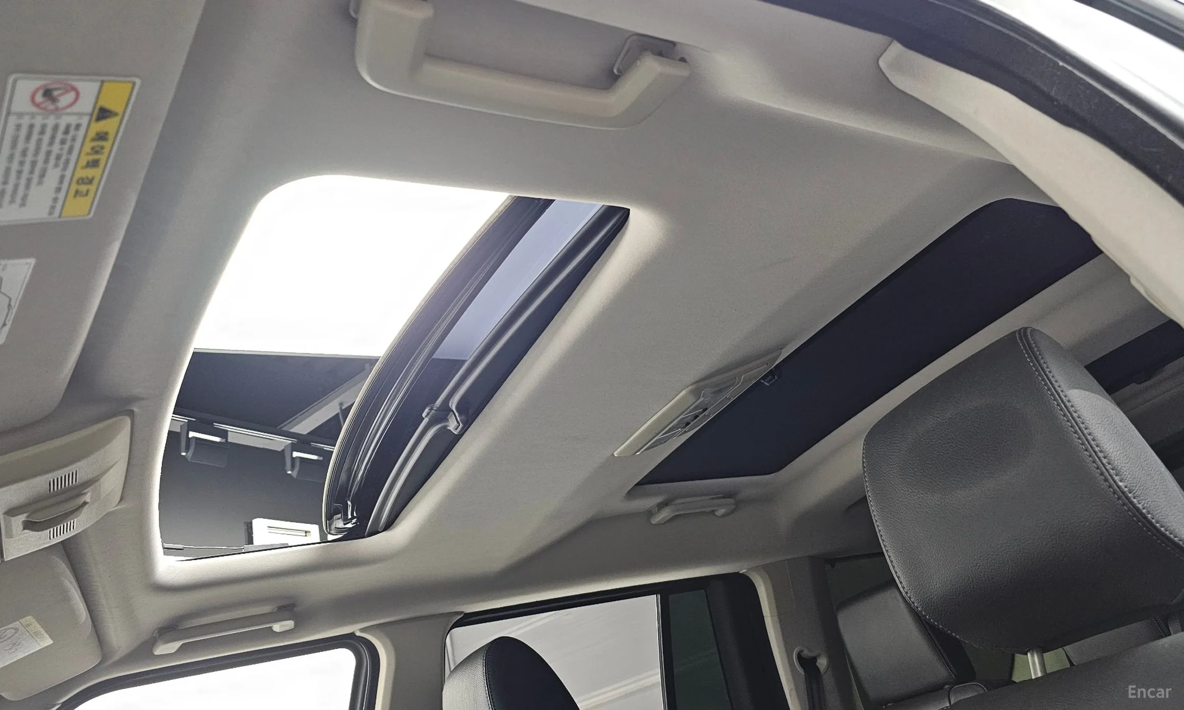 Land Rover Discovery 4 превью 19