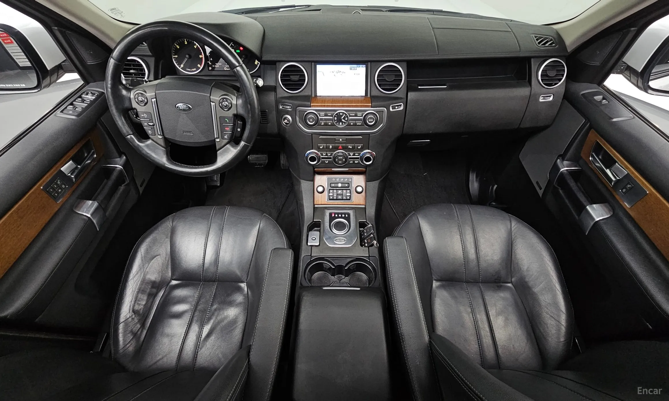 Land Rover Discovery 4 превью 7