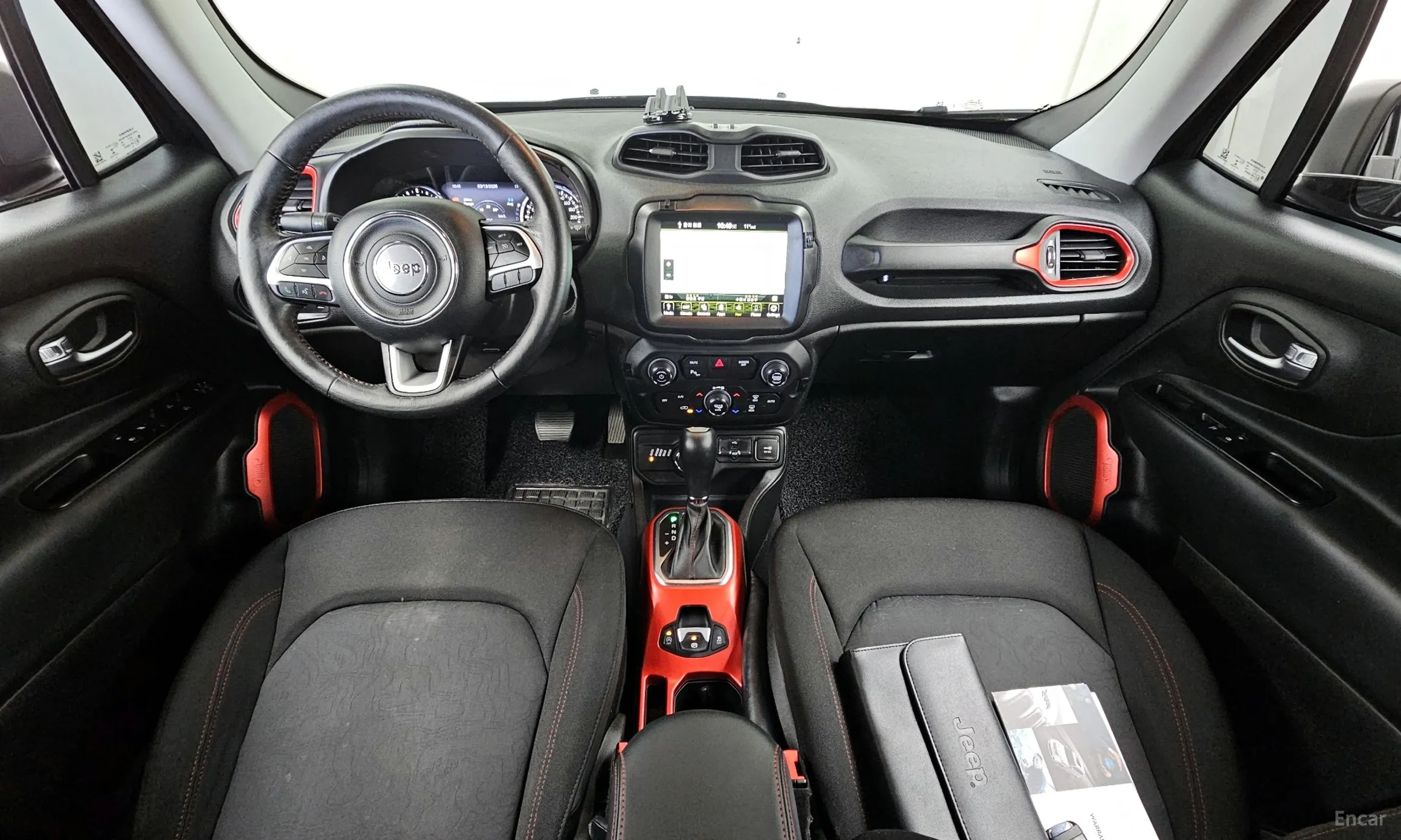Jeep Renegade превью 7