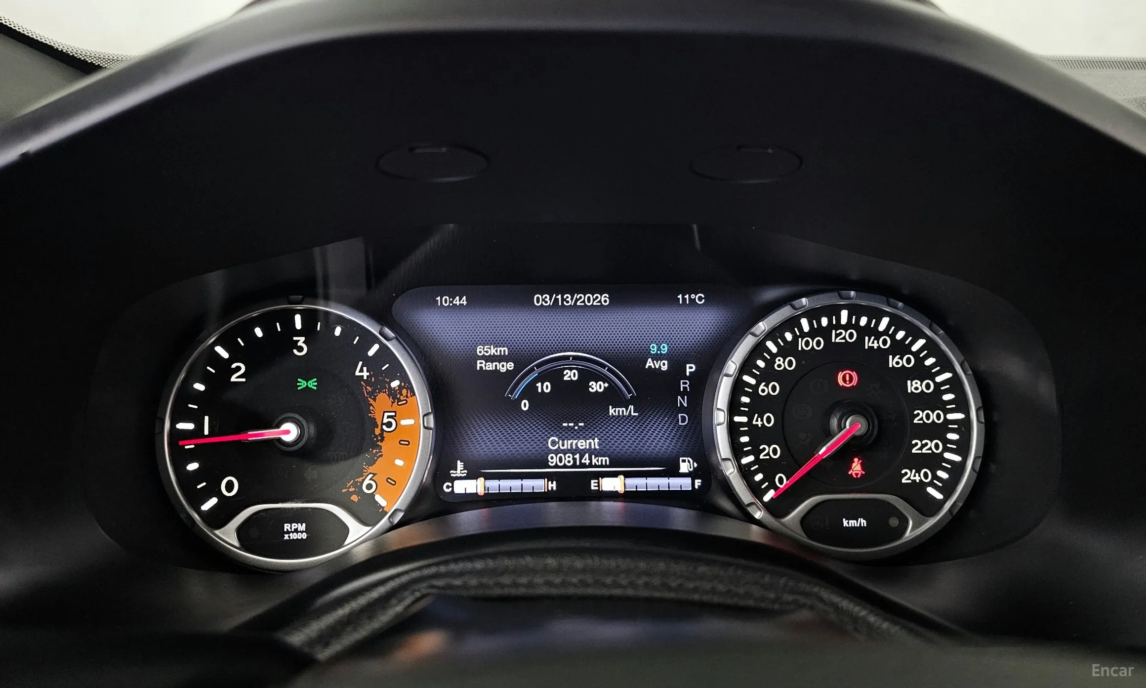 Jeep Renegade превью 8