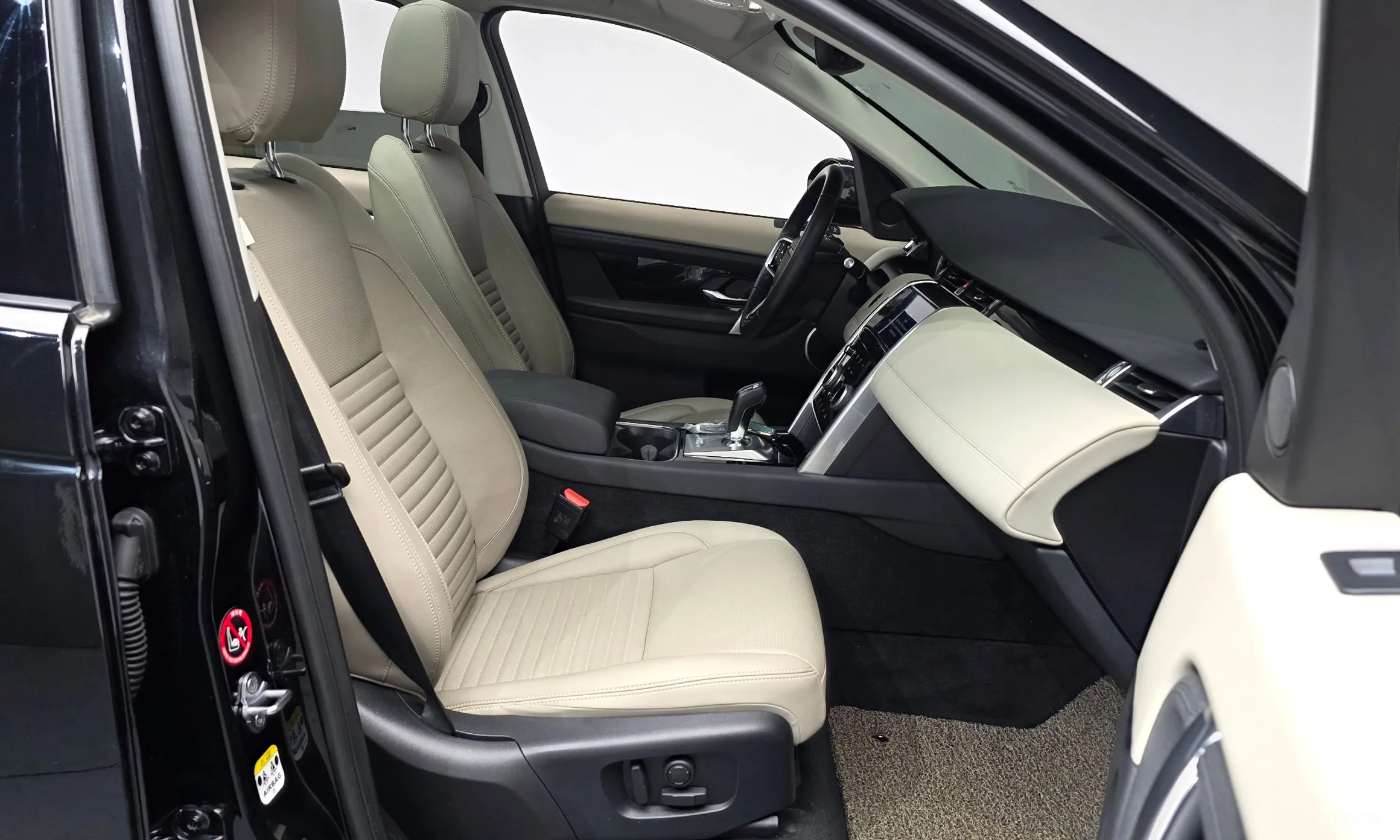 Land Rover Discovery Sports превью 10
