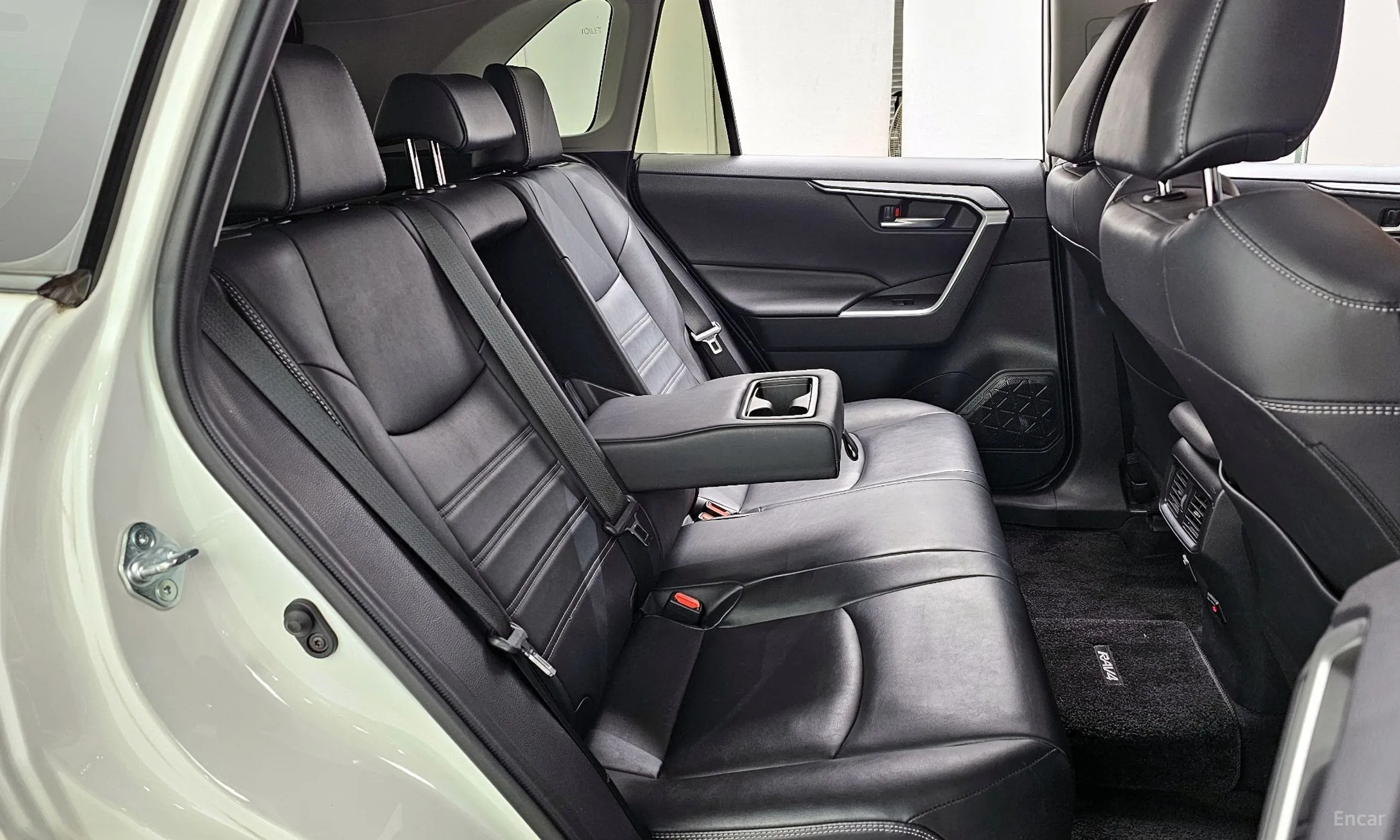 Toyota RAV4 5th Generation превью 12