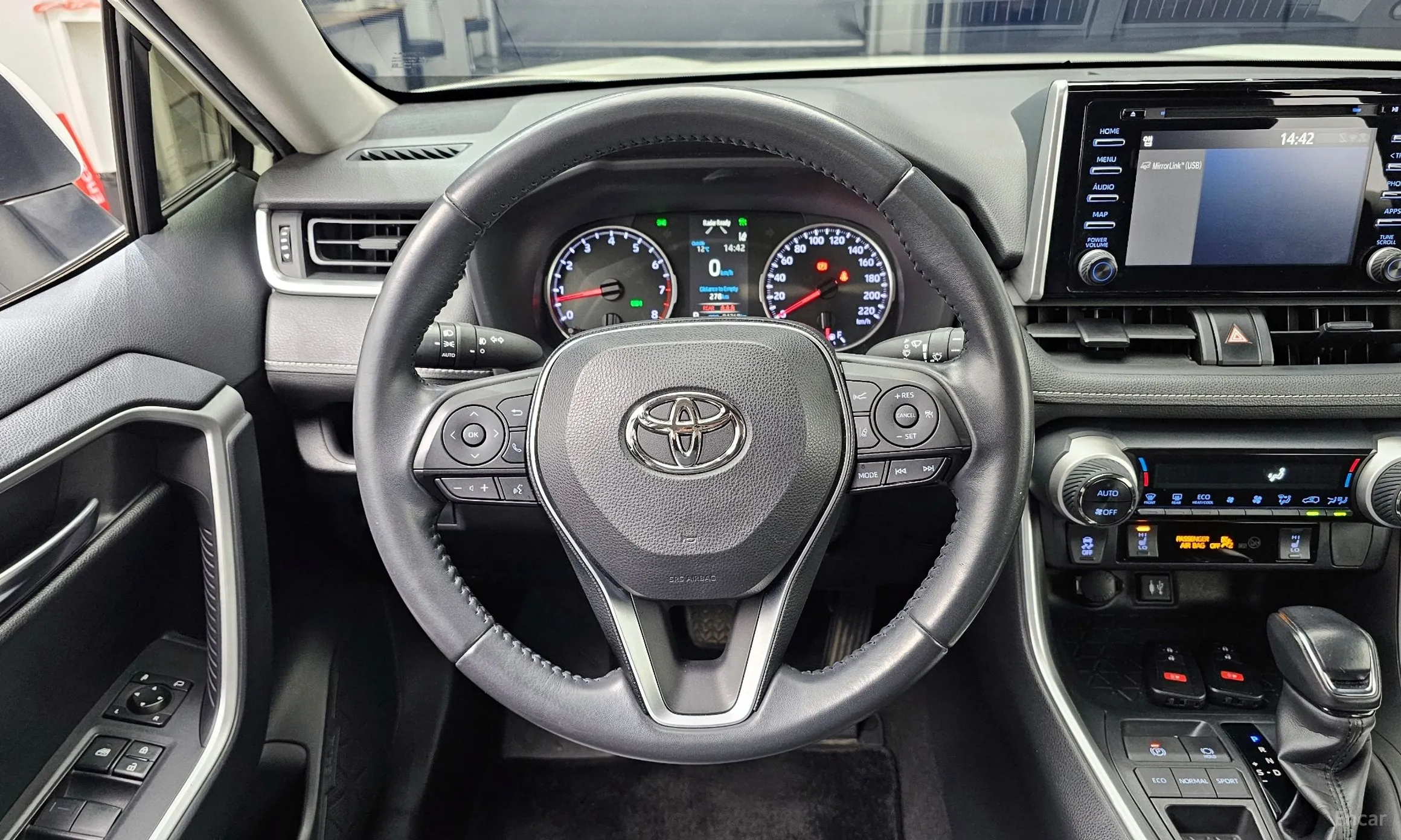 Toyota RAV4 5th Generation превью 14