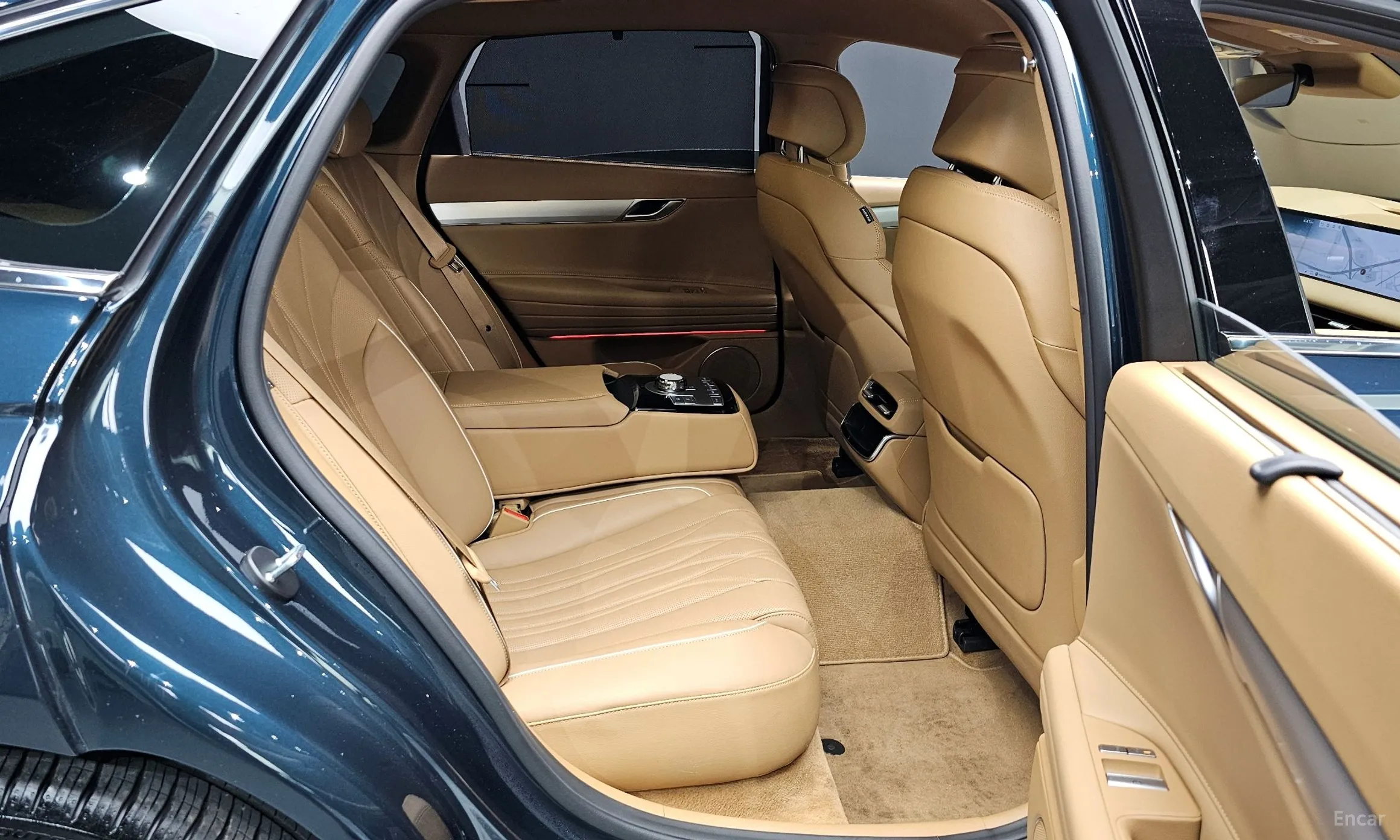 Genesis G80 (RG3) превью 12