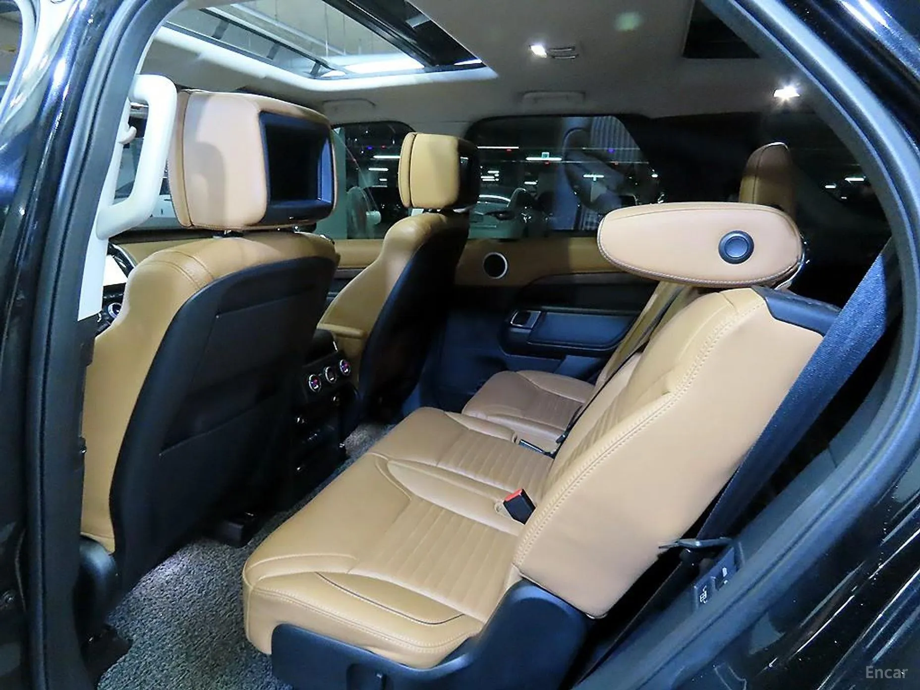 Land Rover Discovery 5 превью 7