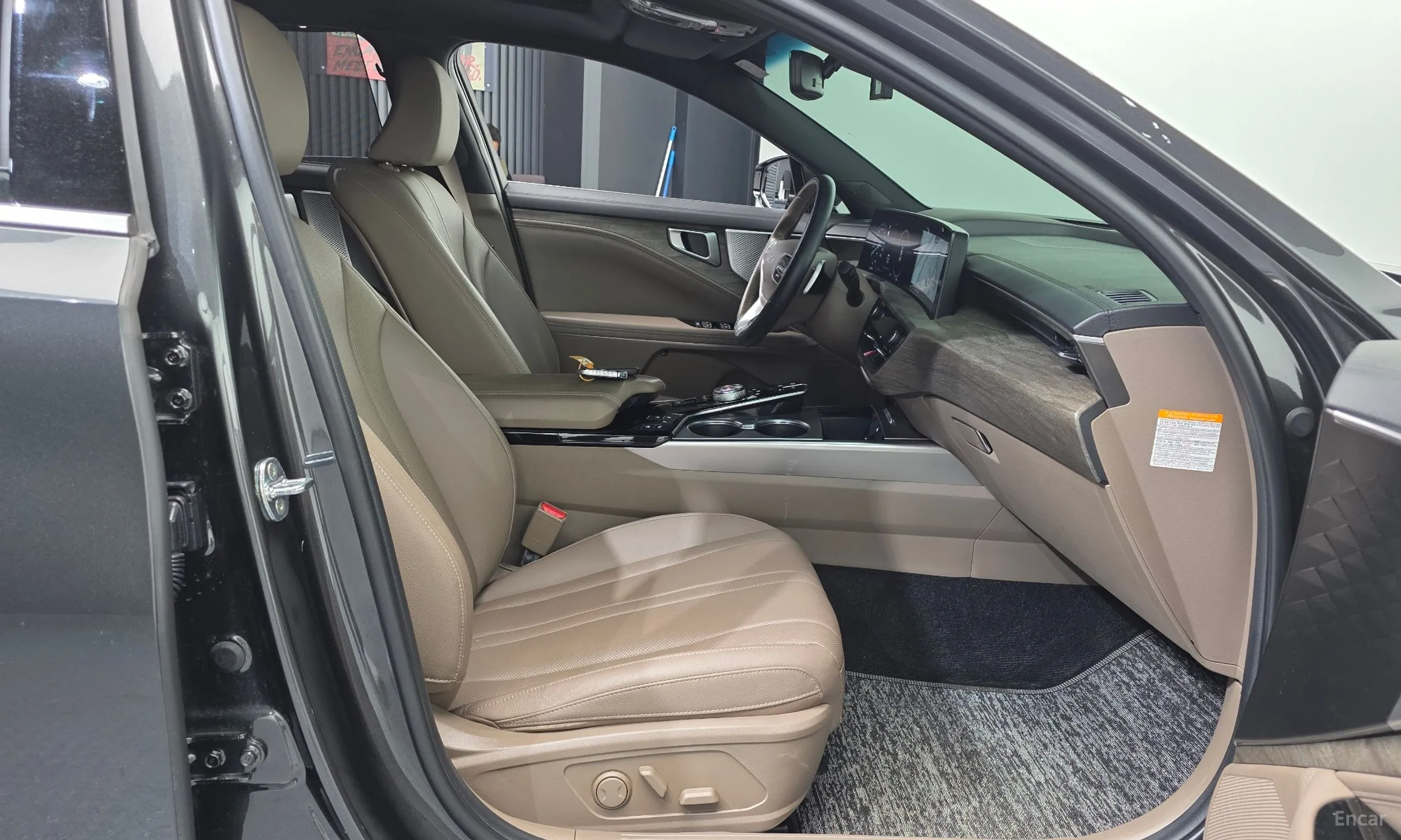 Kia K8 Hybrid превью 11
