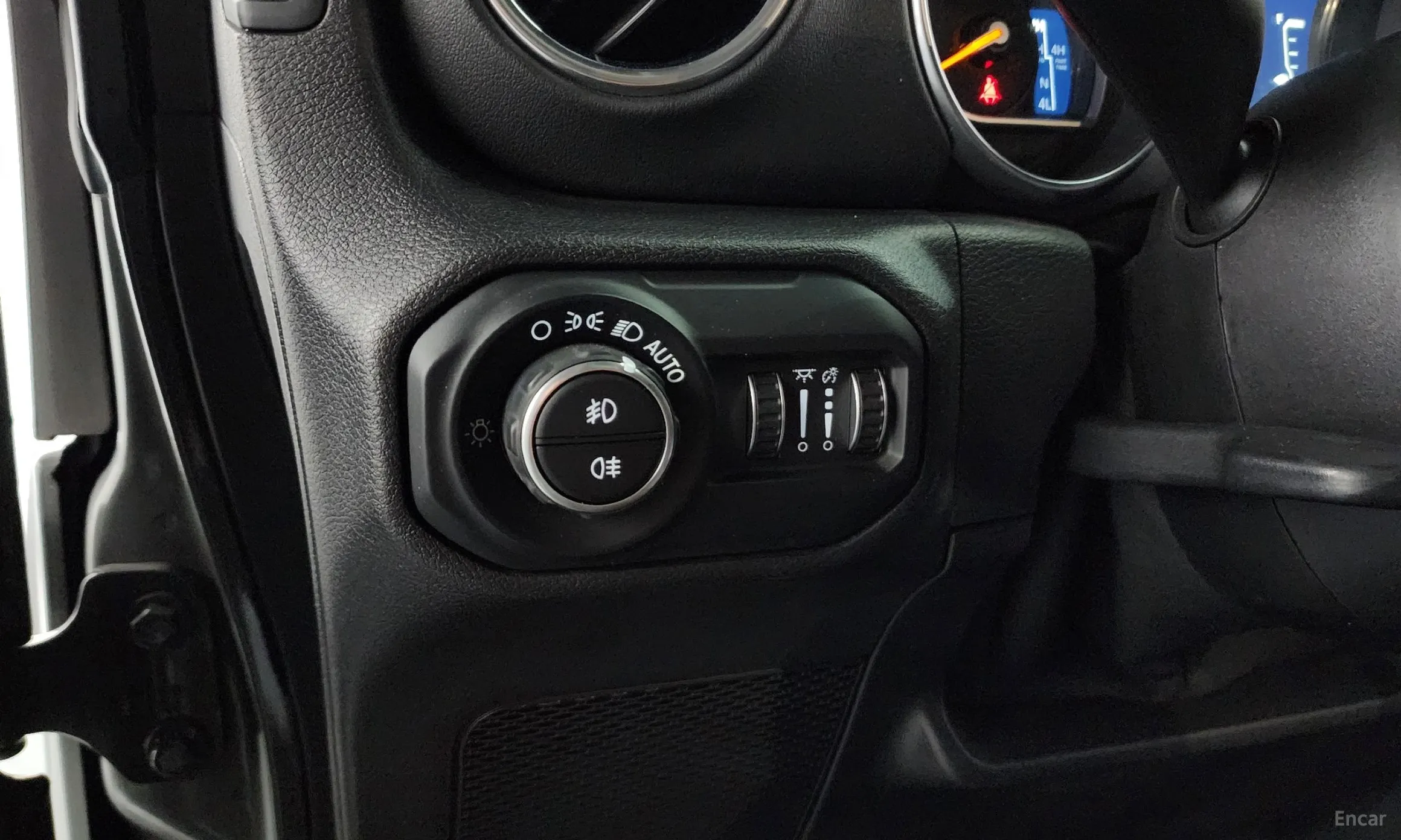 Jeep Wrangler (JL) превью 14