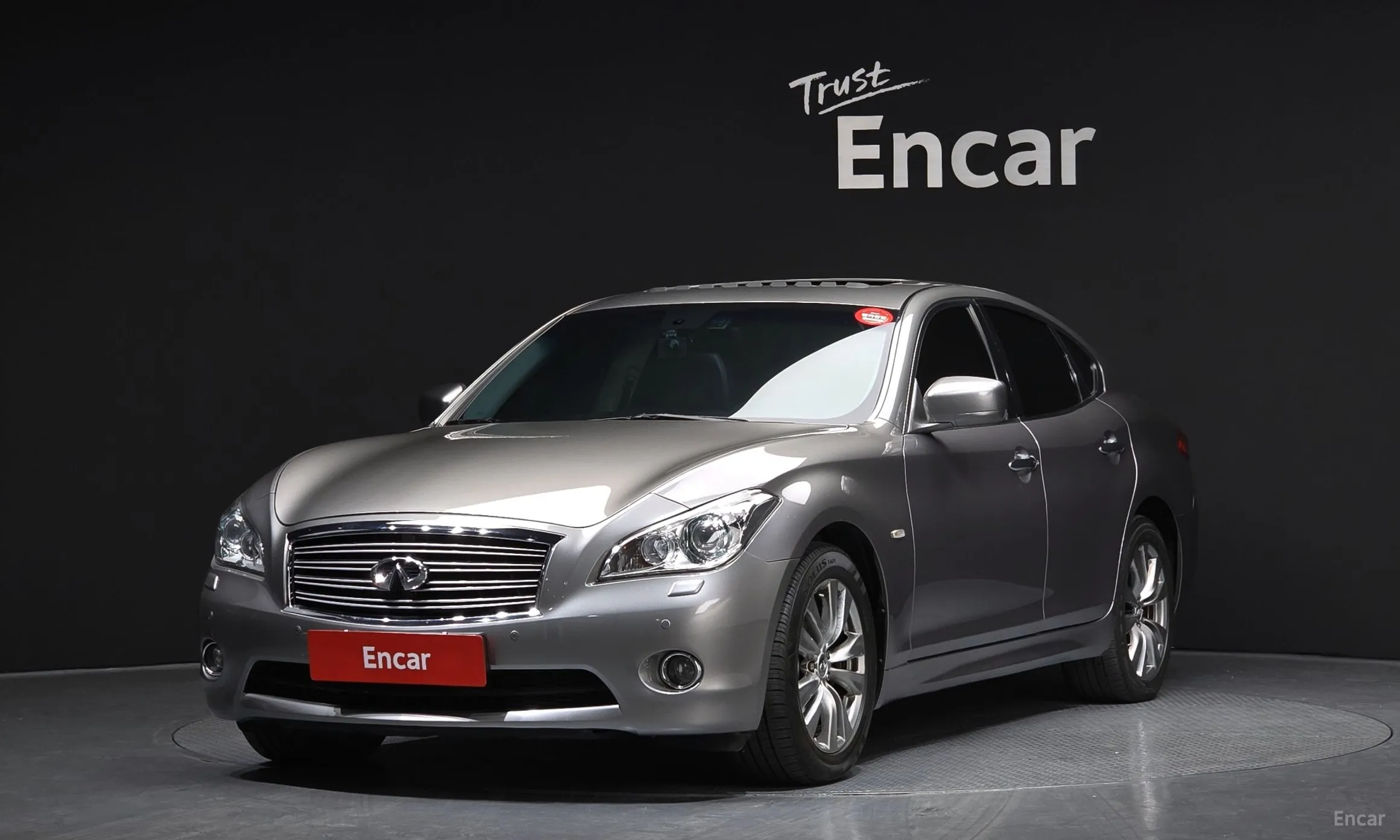 Infiniti M37