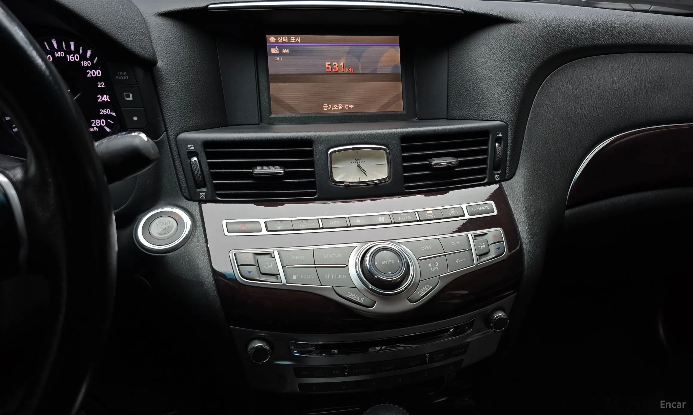 Infiniti M37 превью 16