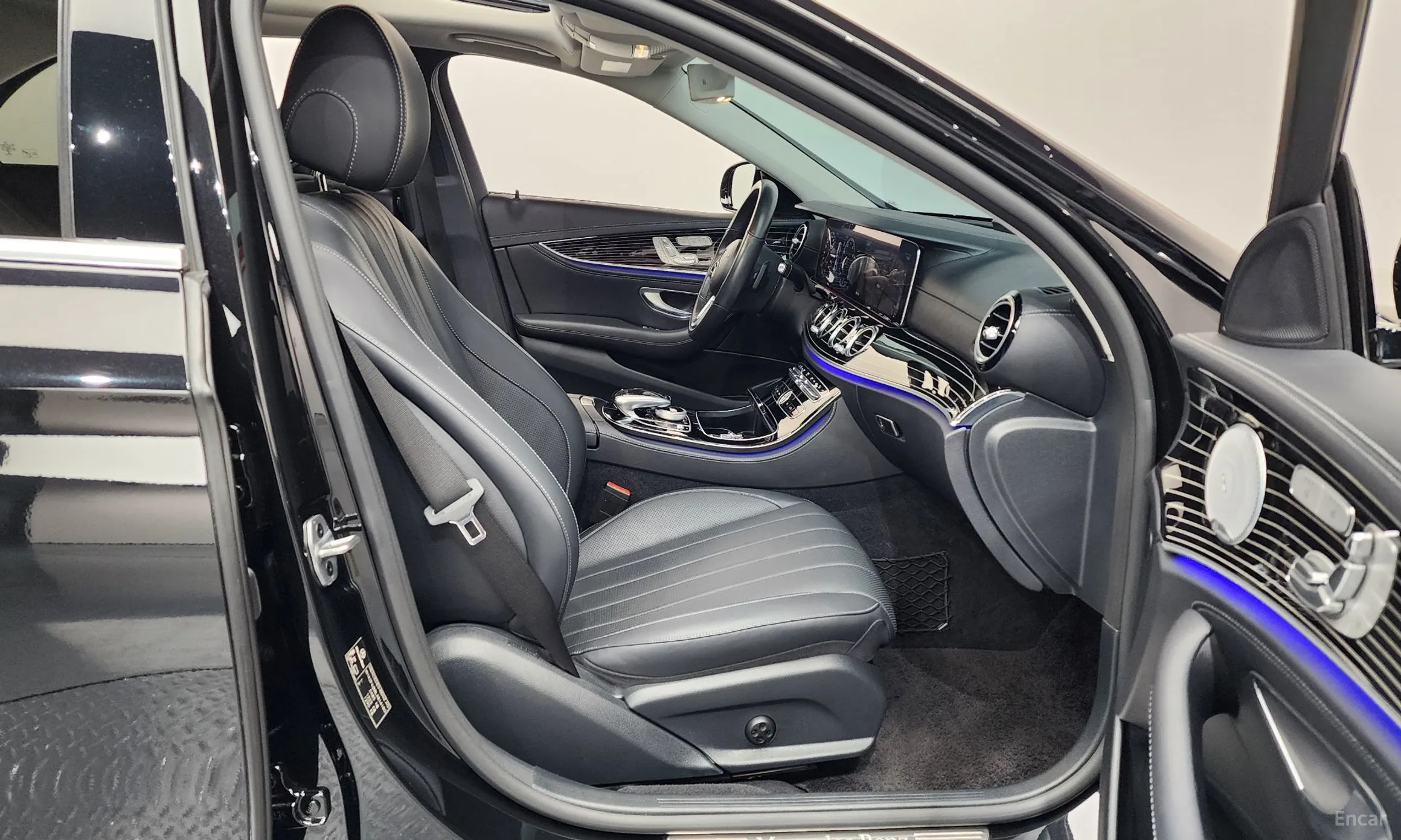 Mercedes Benz E-Class W213 превью 11