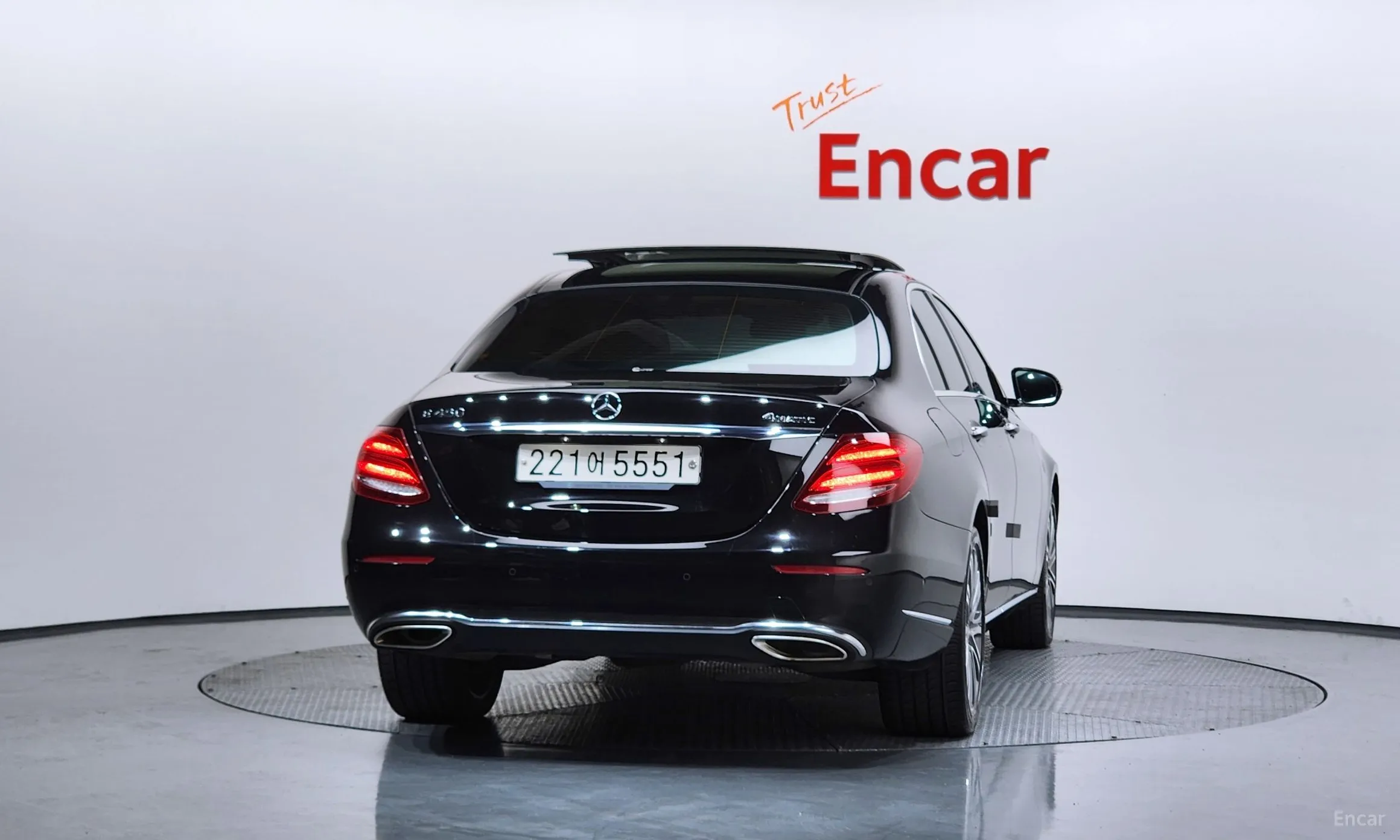 Mercedes Benz E-Class W213 превью 4