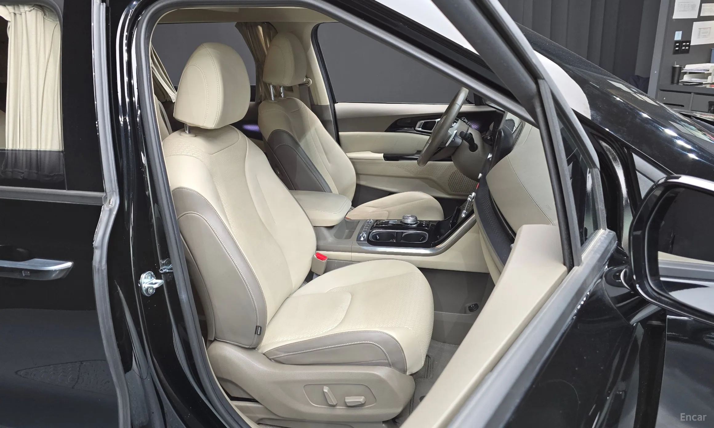 Kia Carnival Gen 4 превью 12