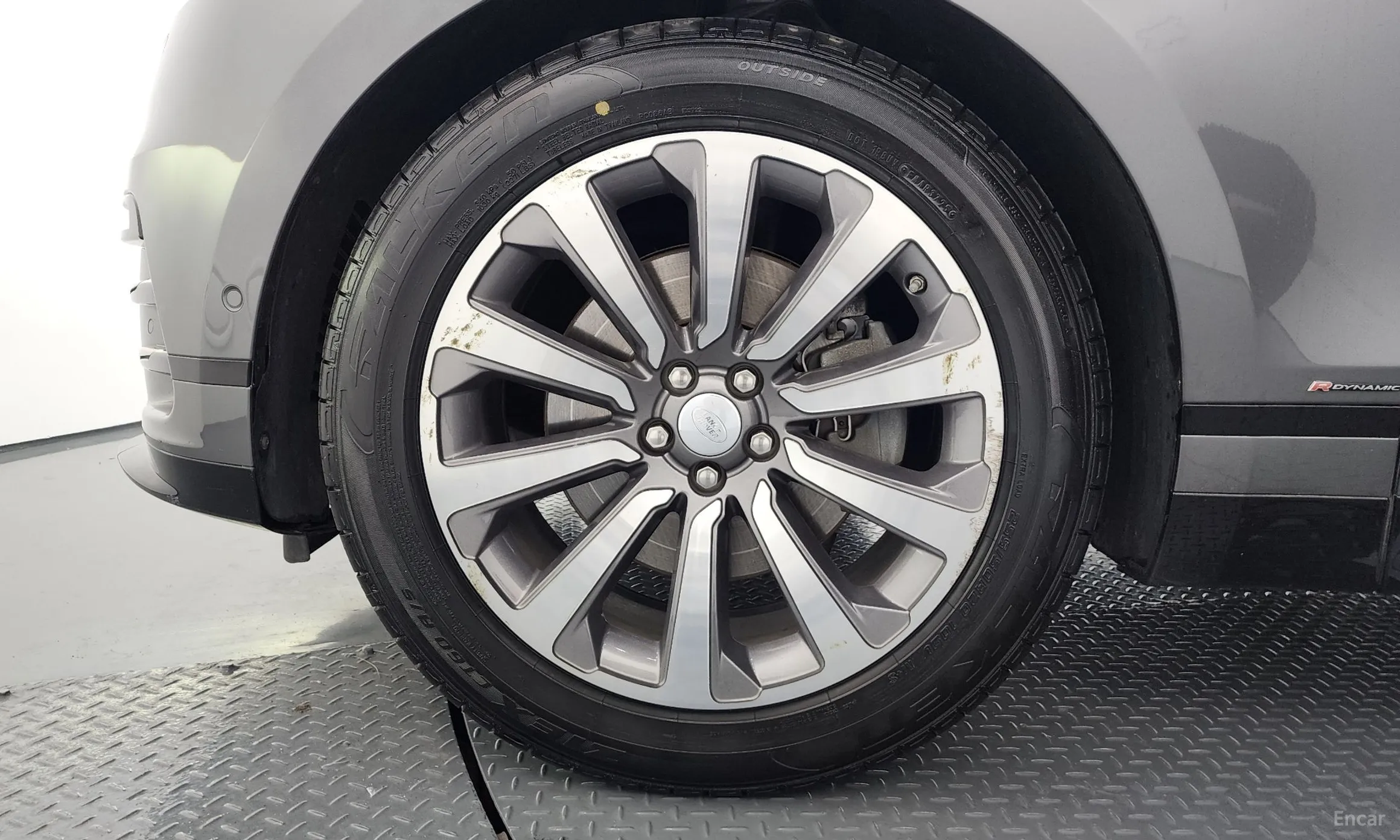 Land Rover Range Rover Bella превью 5