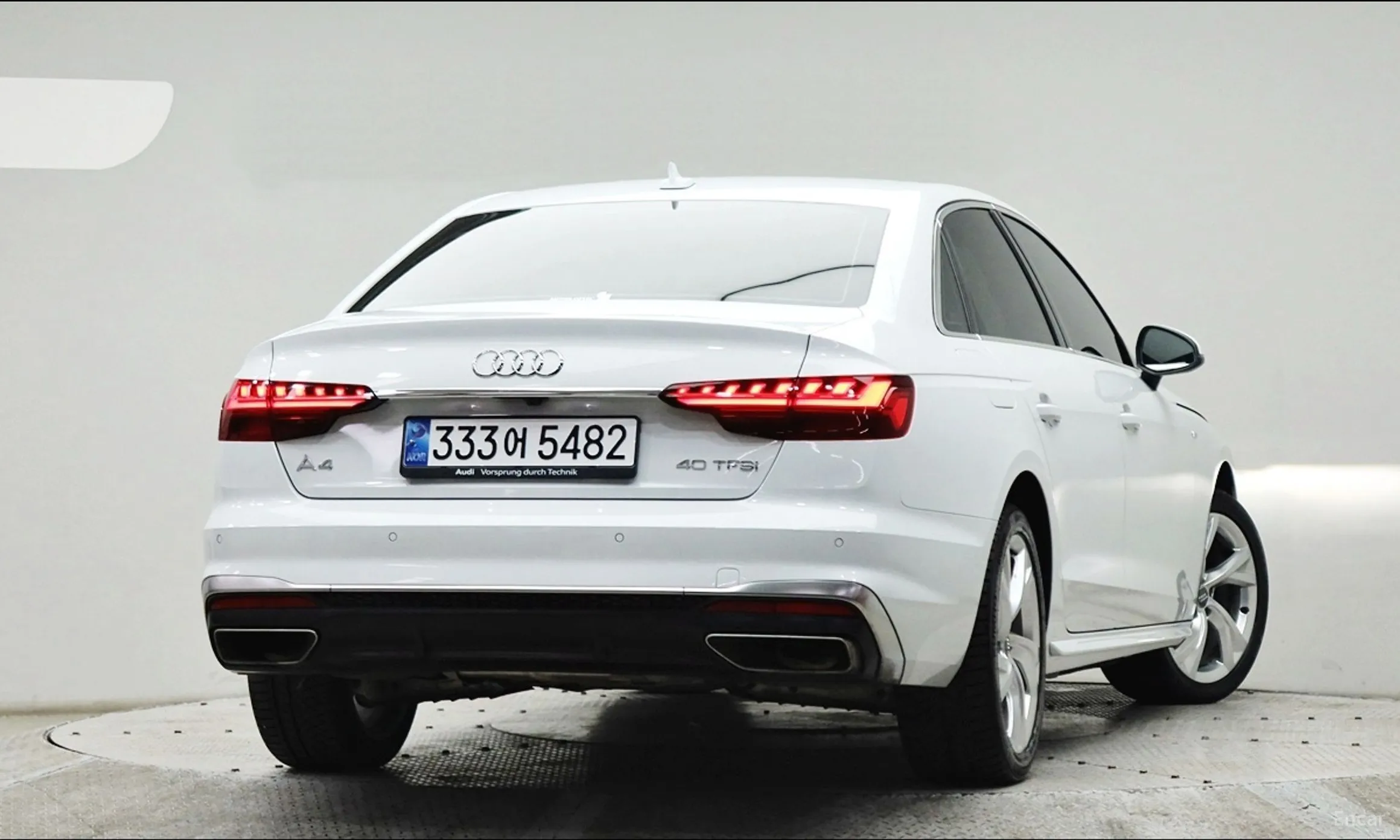 Audi A4 (B9) превью 4