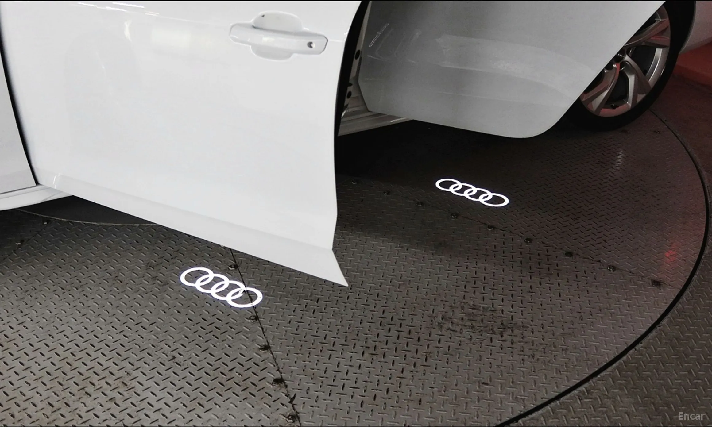 Audi A4 (B9) превью 9