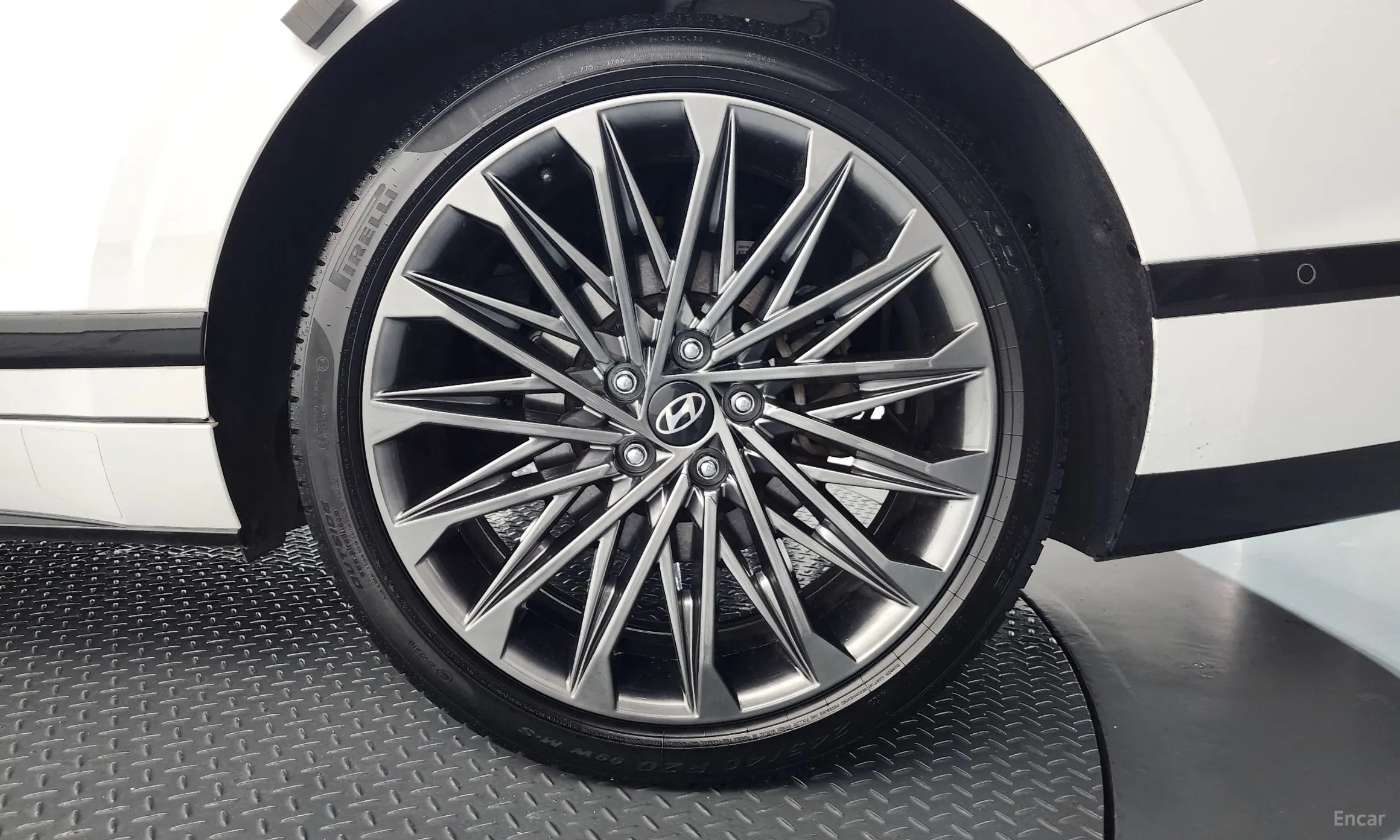 Hyundai Grandeur Hybrid (GN7) превью 5