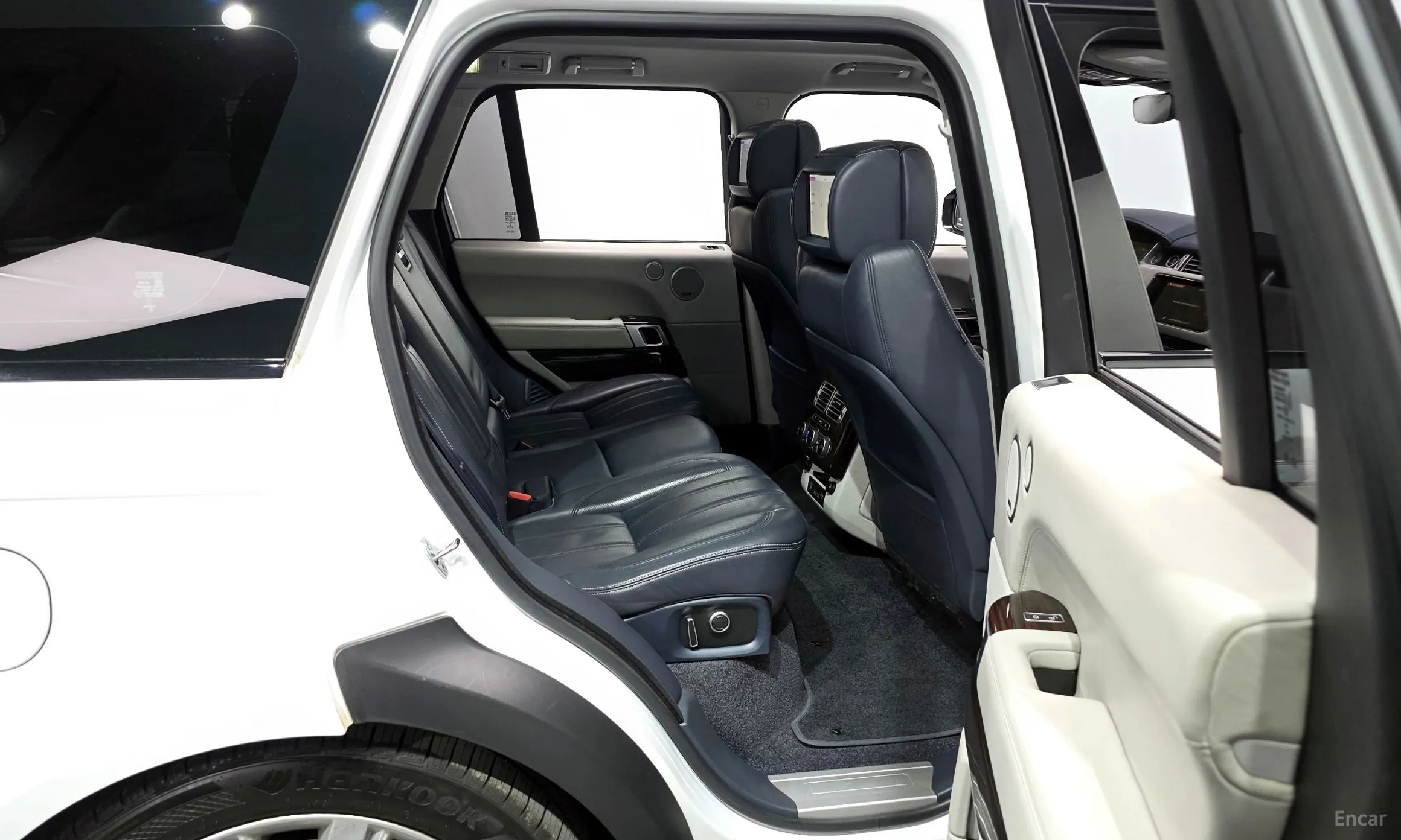 Land Rover Range Rover 4th Generation превью 12