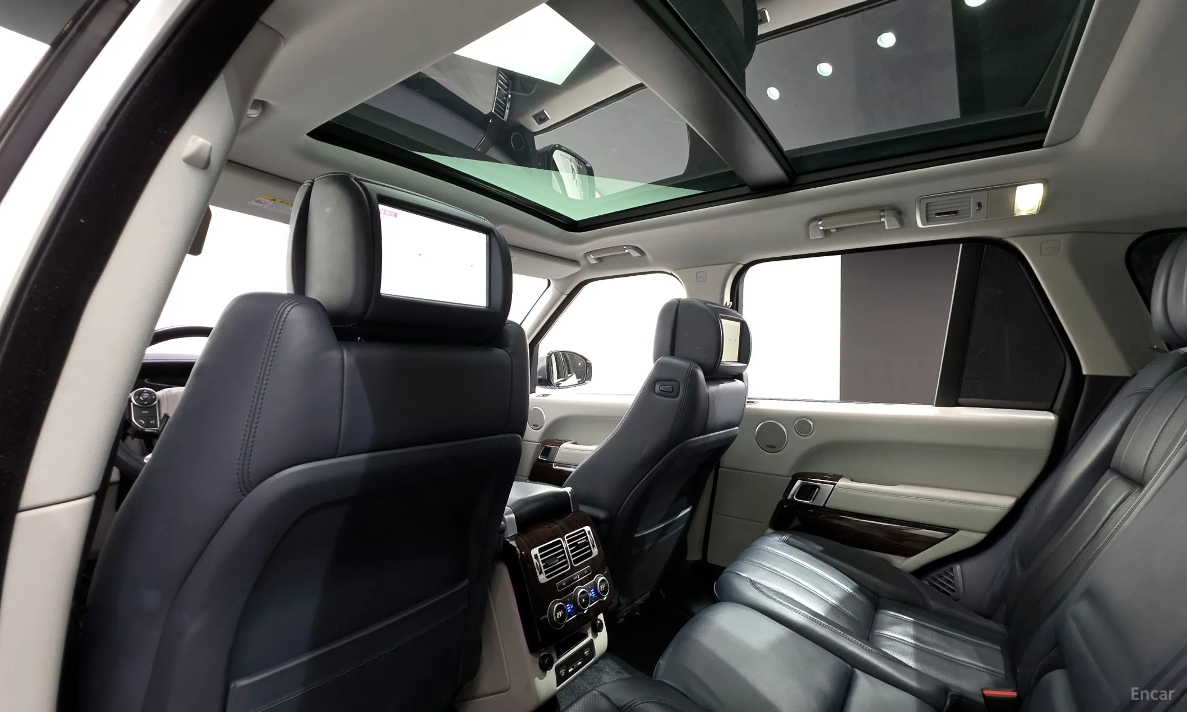 Land Rover Range Rover 4th Generation превью 19