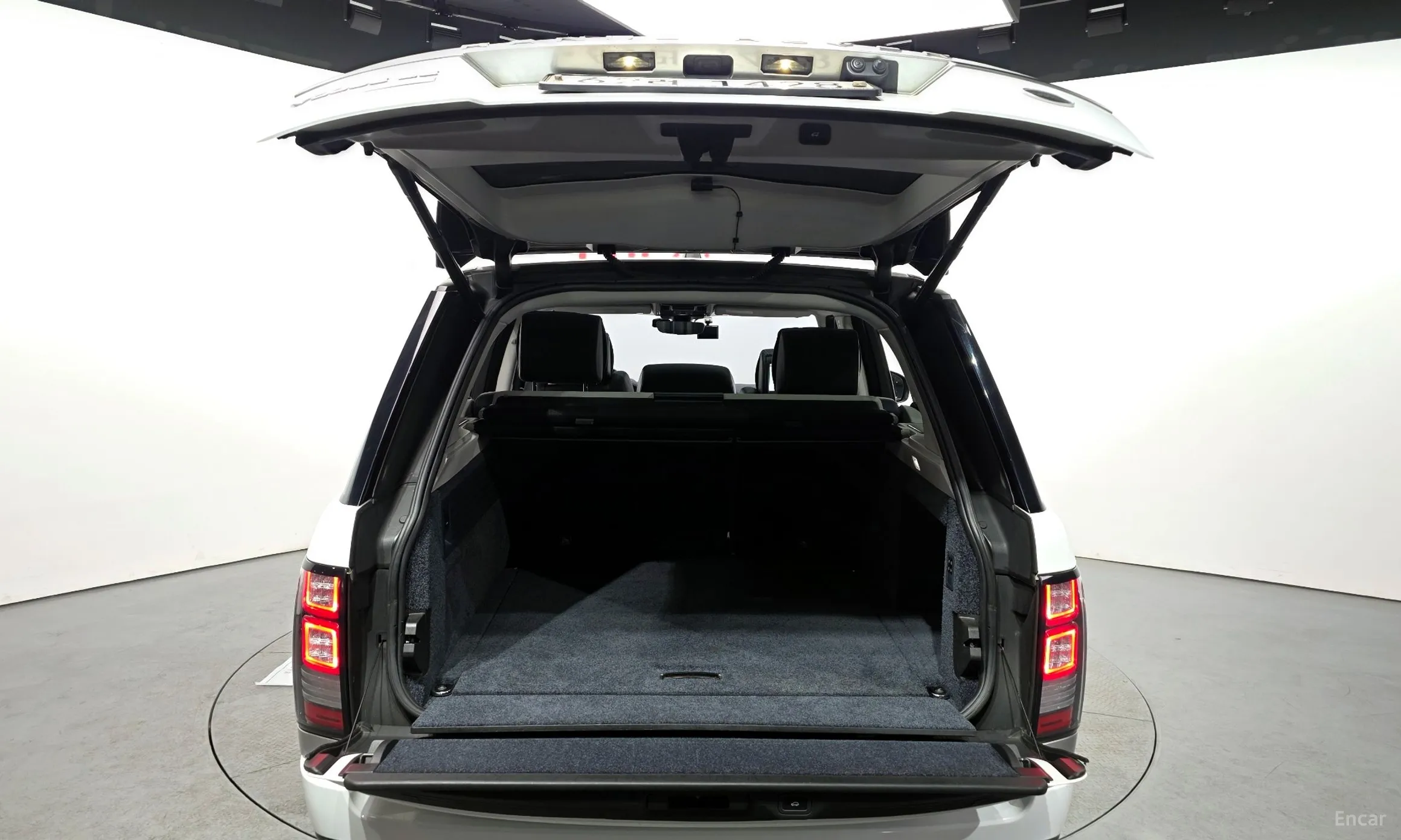 Land Rover Range Rover 4th Generation превью 20