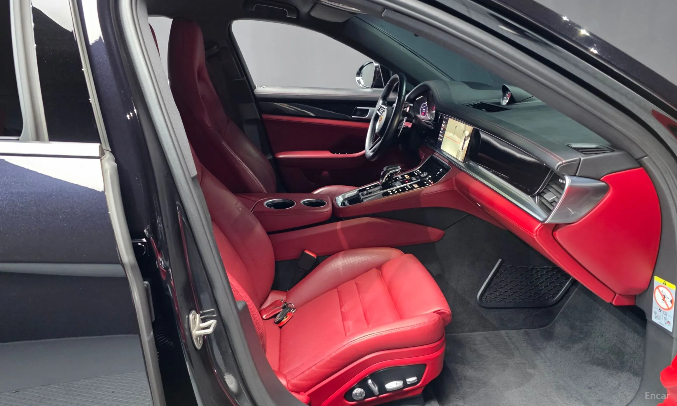 Porsche Panamera (971) превью 11