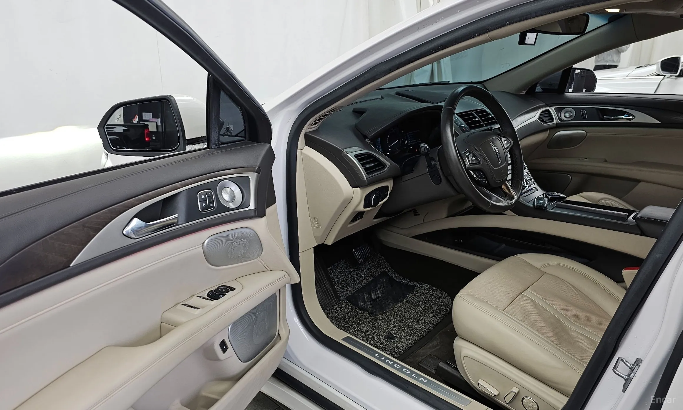 Lincoln New MKZ превью 10