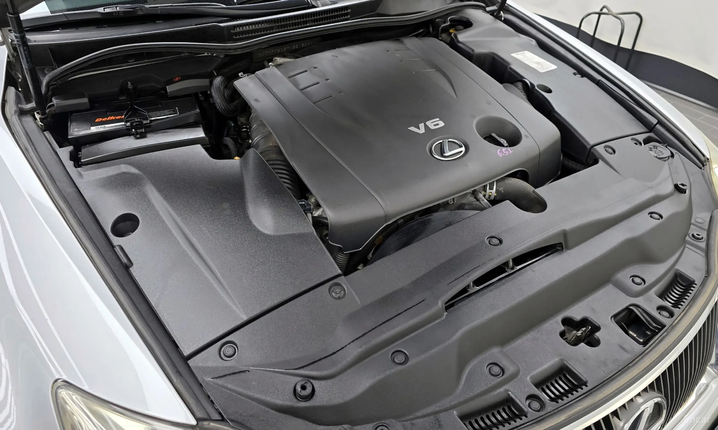 Lexus IS250 превью 6