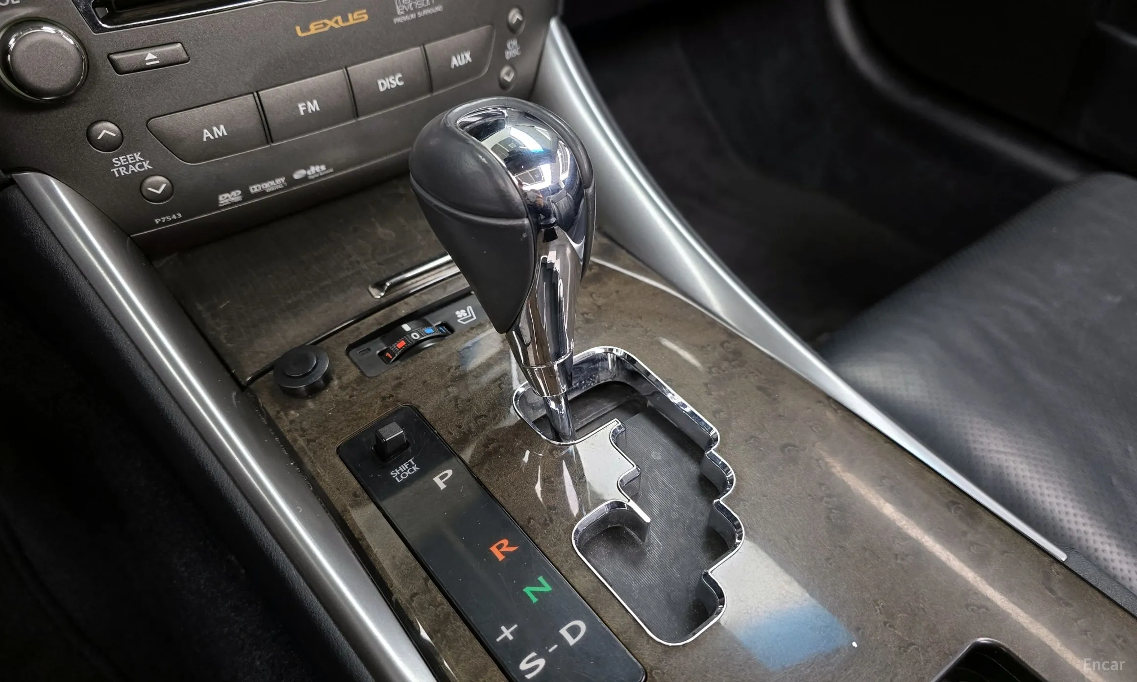 Lexus IS250 превью 9