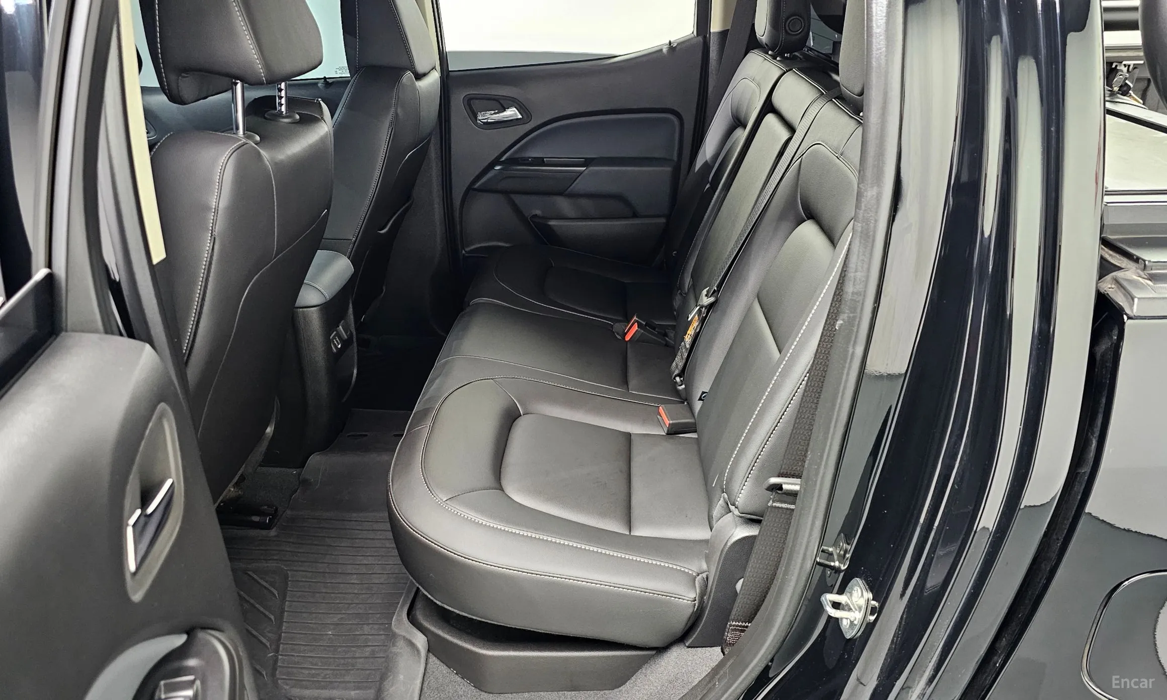 KG Mobility (SsangYong) Rexton Sports превью 12