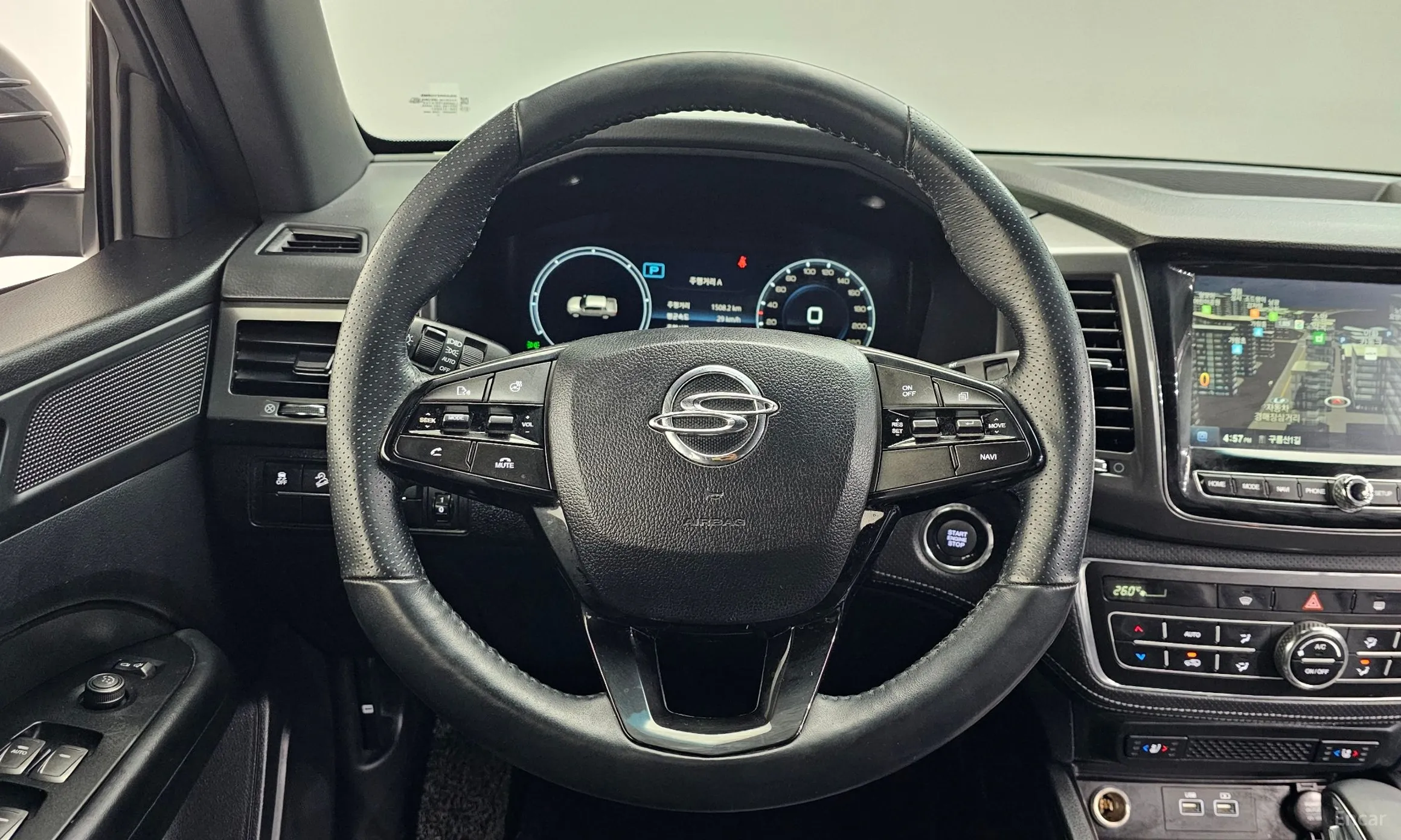 KG Mobility (SsangYong) Rexton Sports превью 13