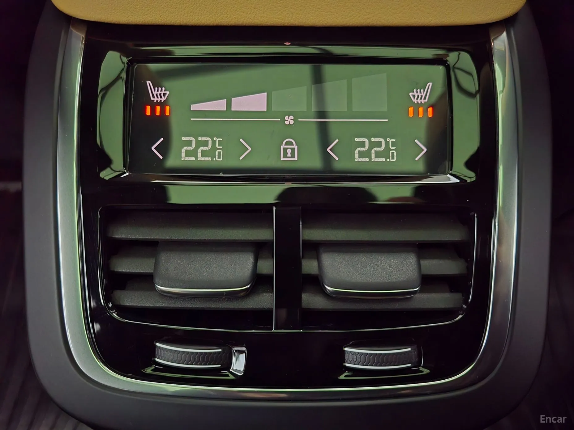 Volvo XC90 Gen 2 превью 17