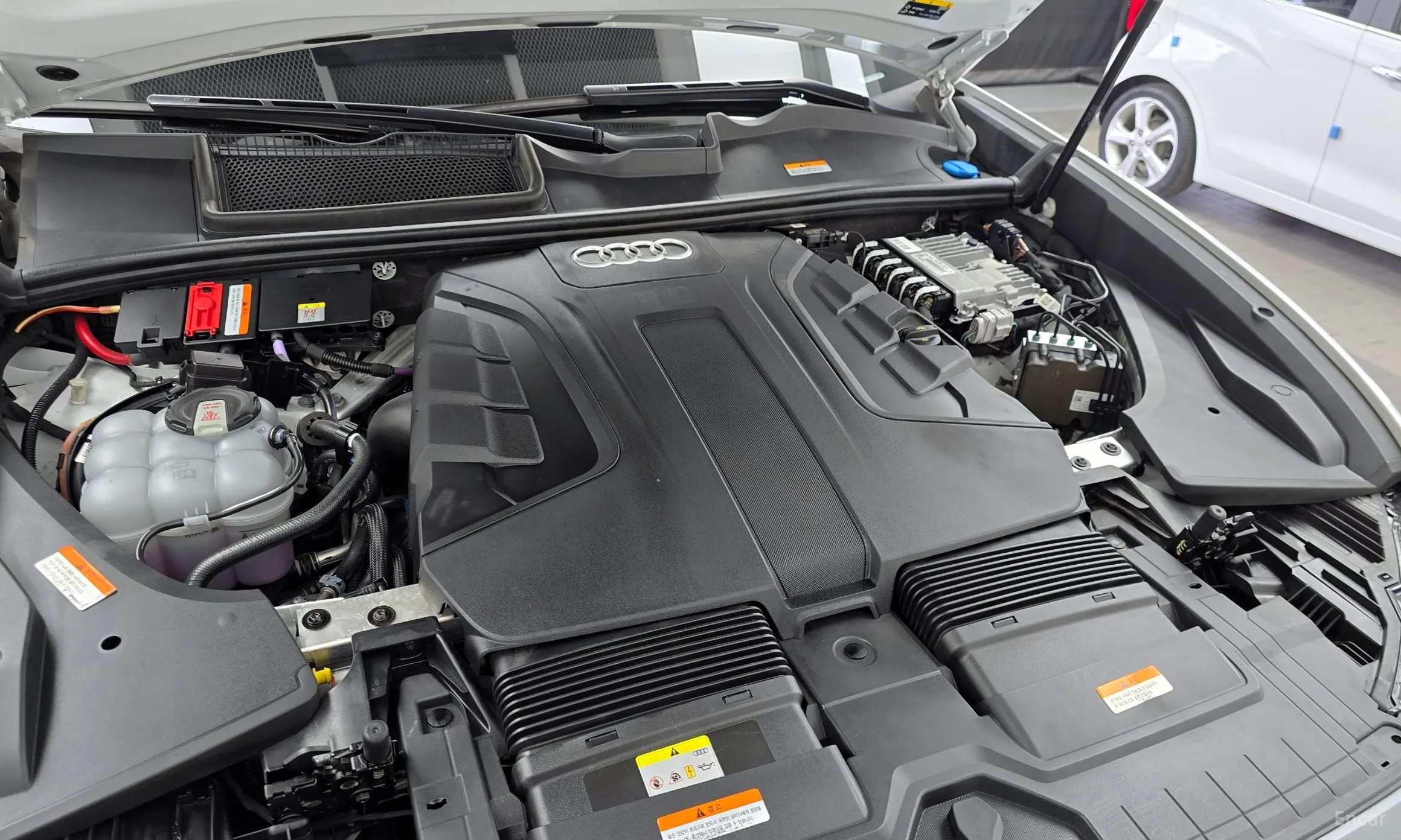Audi Q8 (4M) превью 6