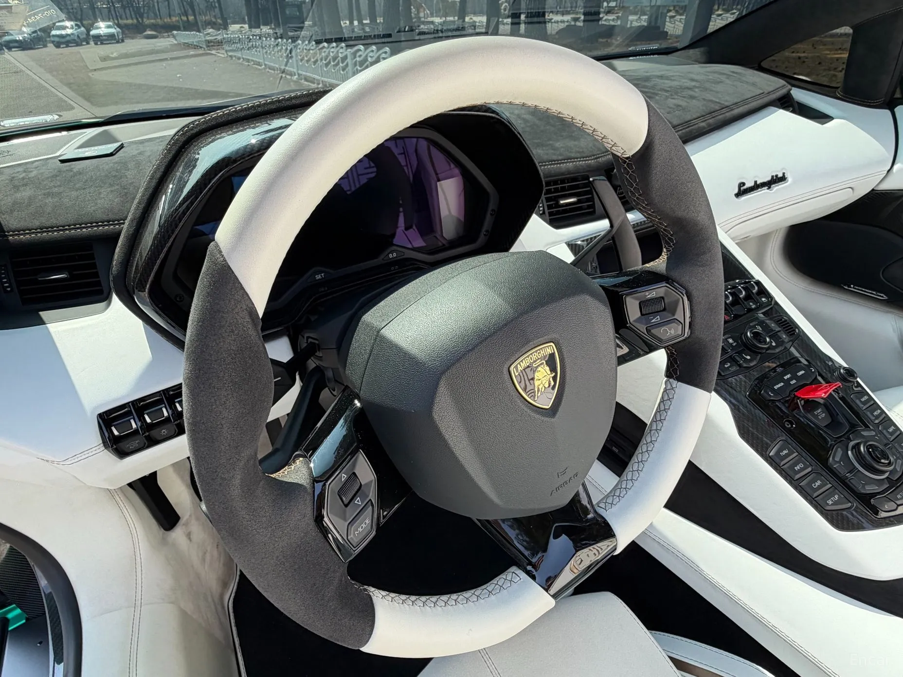 Lamborghini Aventador превью 11