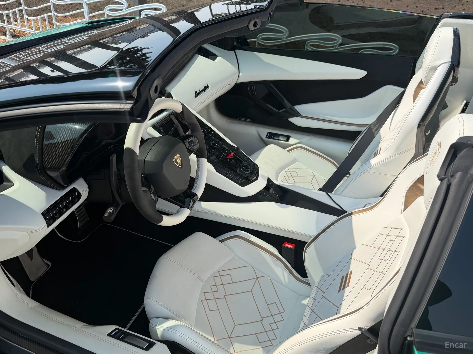 Lamborghini Aventador превью 8