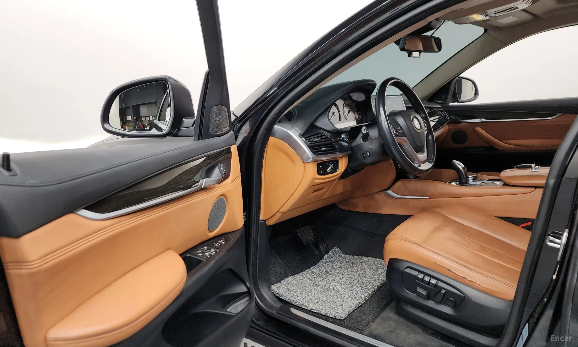 BMW X6 (F16) превью 10