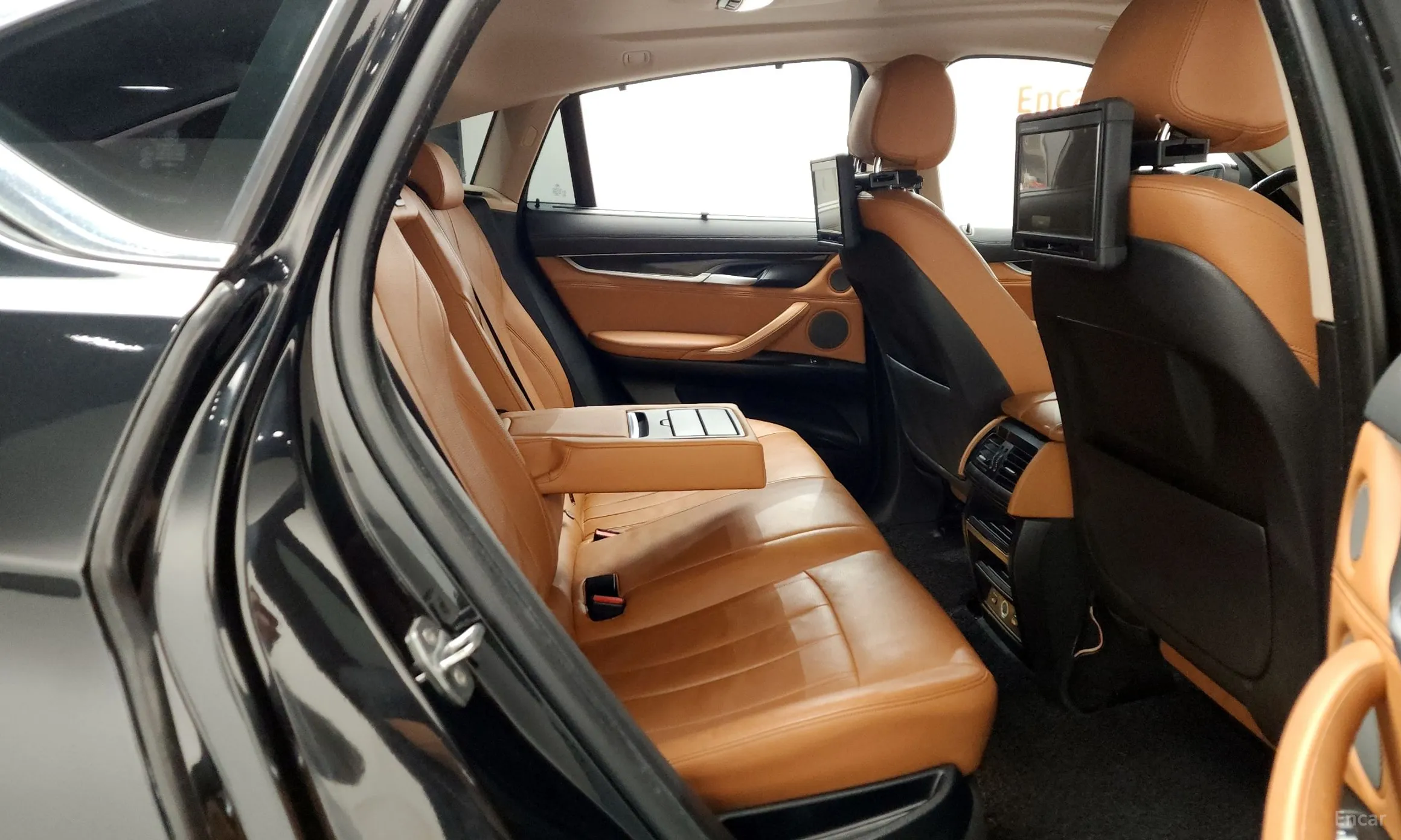 BMW X6 (F16) превью 12