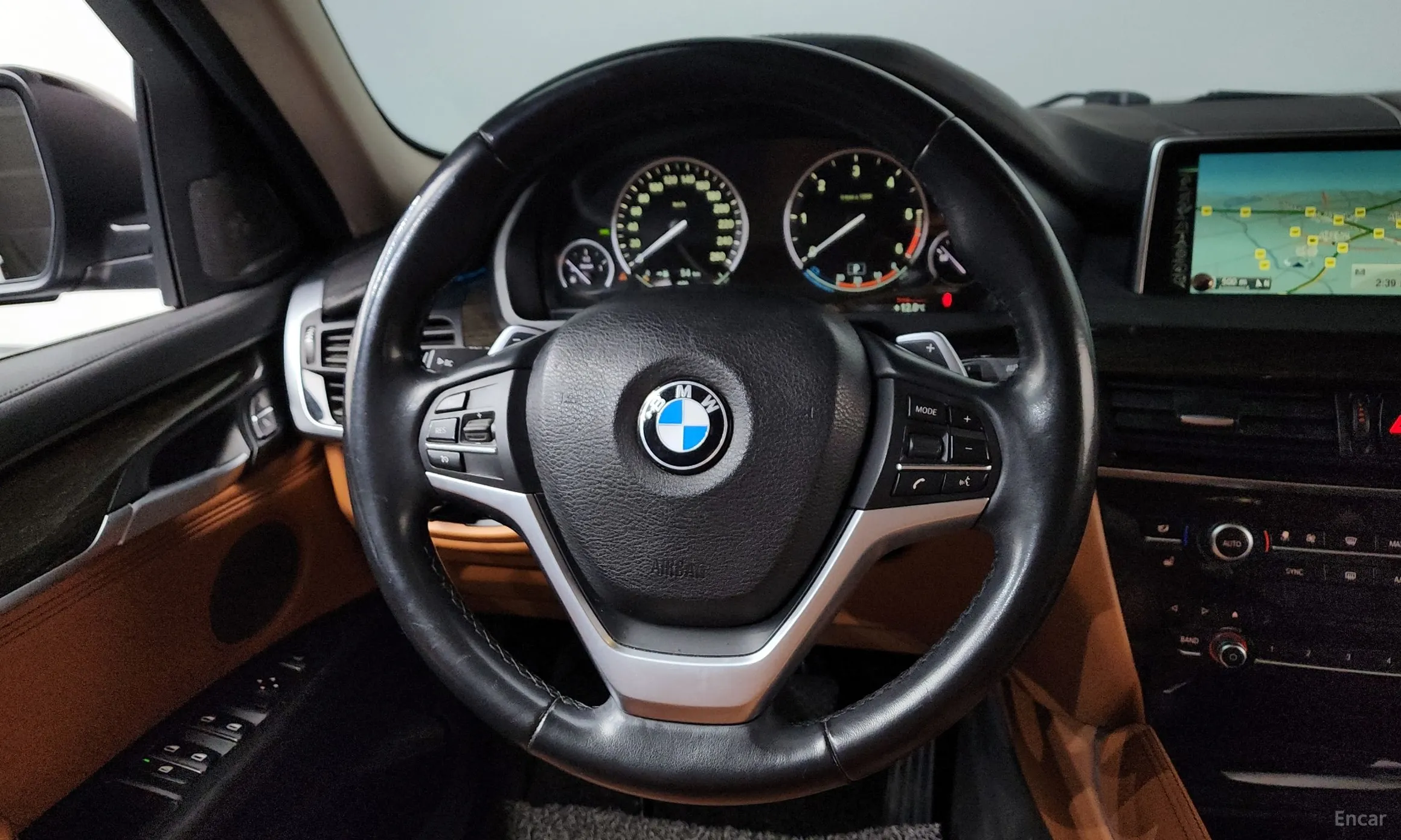 BMW X6 (F16) превью 13