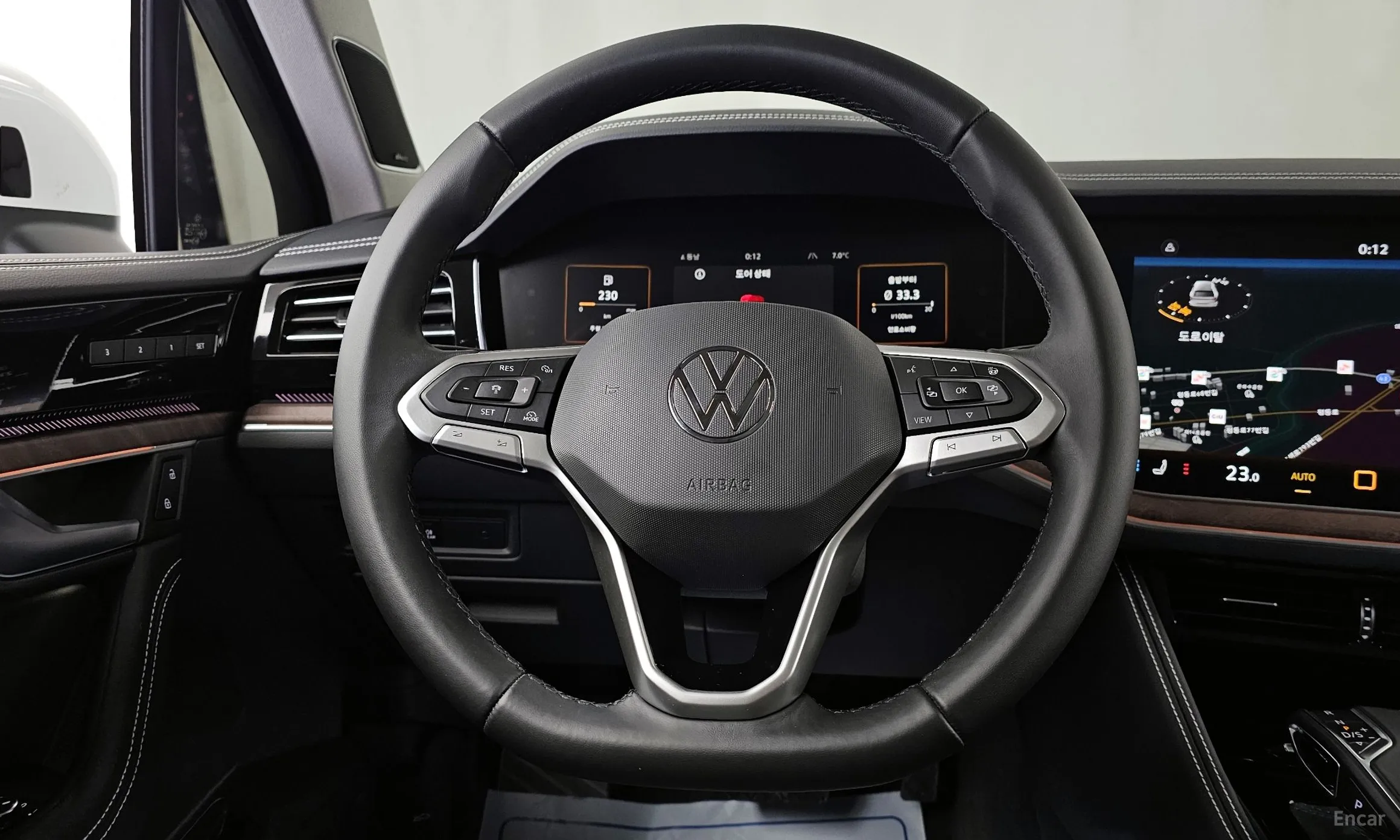 Volkswagen Touareg 3rd Generation превью 13
