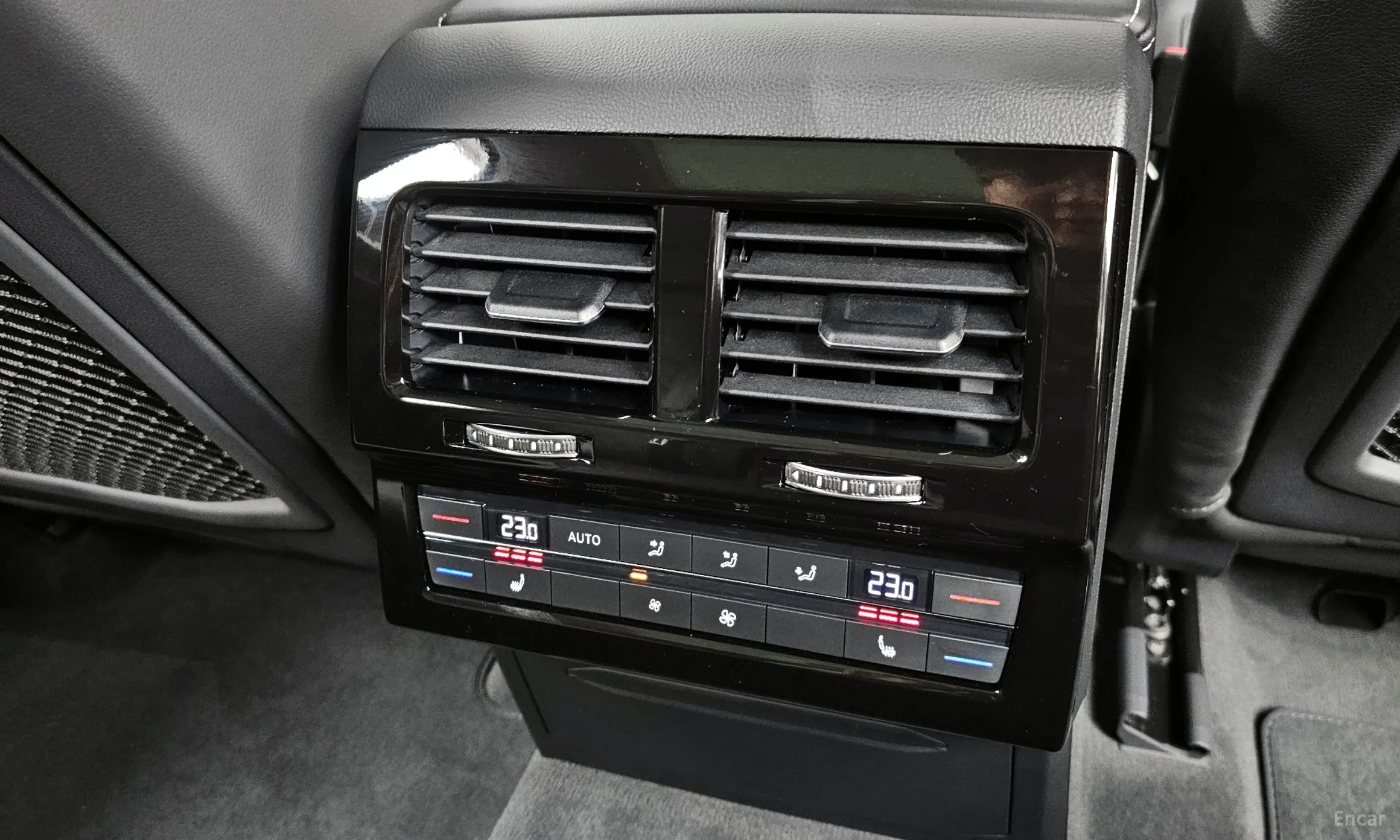 Volkswagen Touareg 3rd Generation превью 19