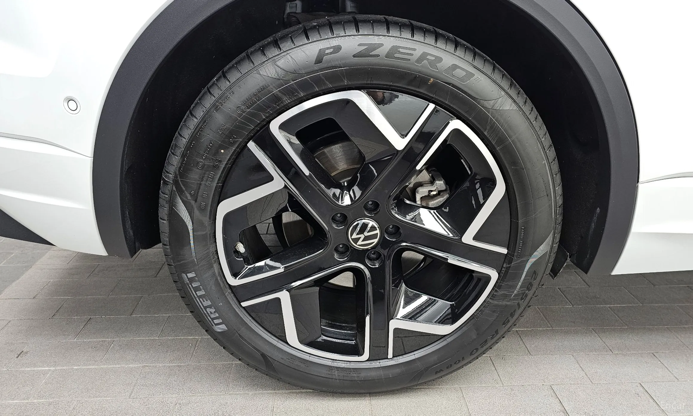 Volkswagen Touareg 3rd Generation превью 5
