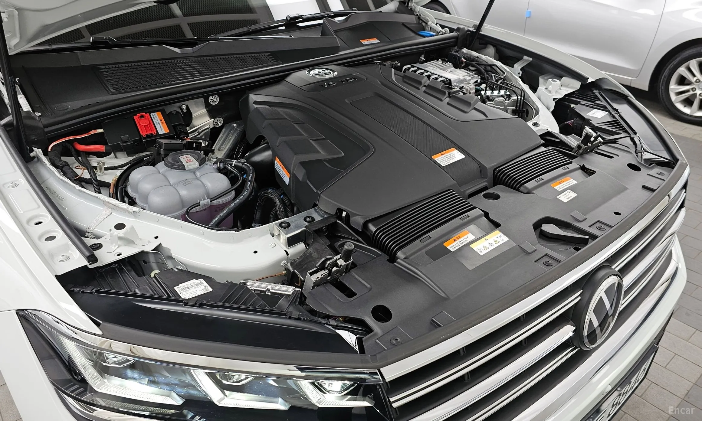 Volkswagen Touareg 3rd Generation превью 6