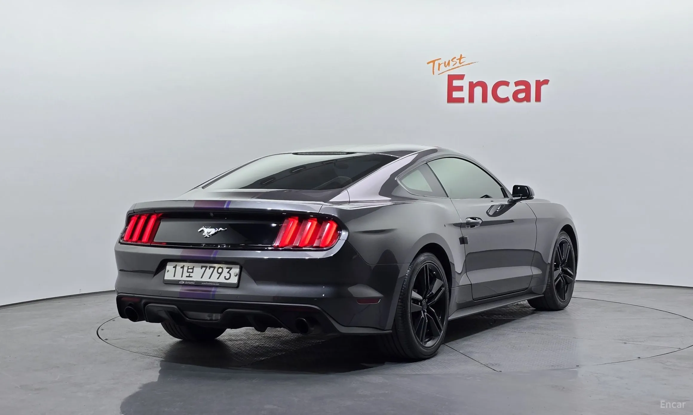 Ford Mustang превью 2