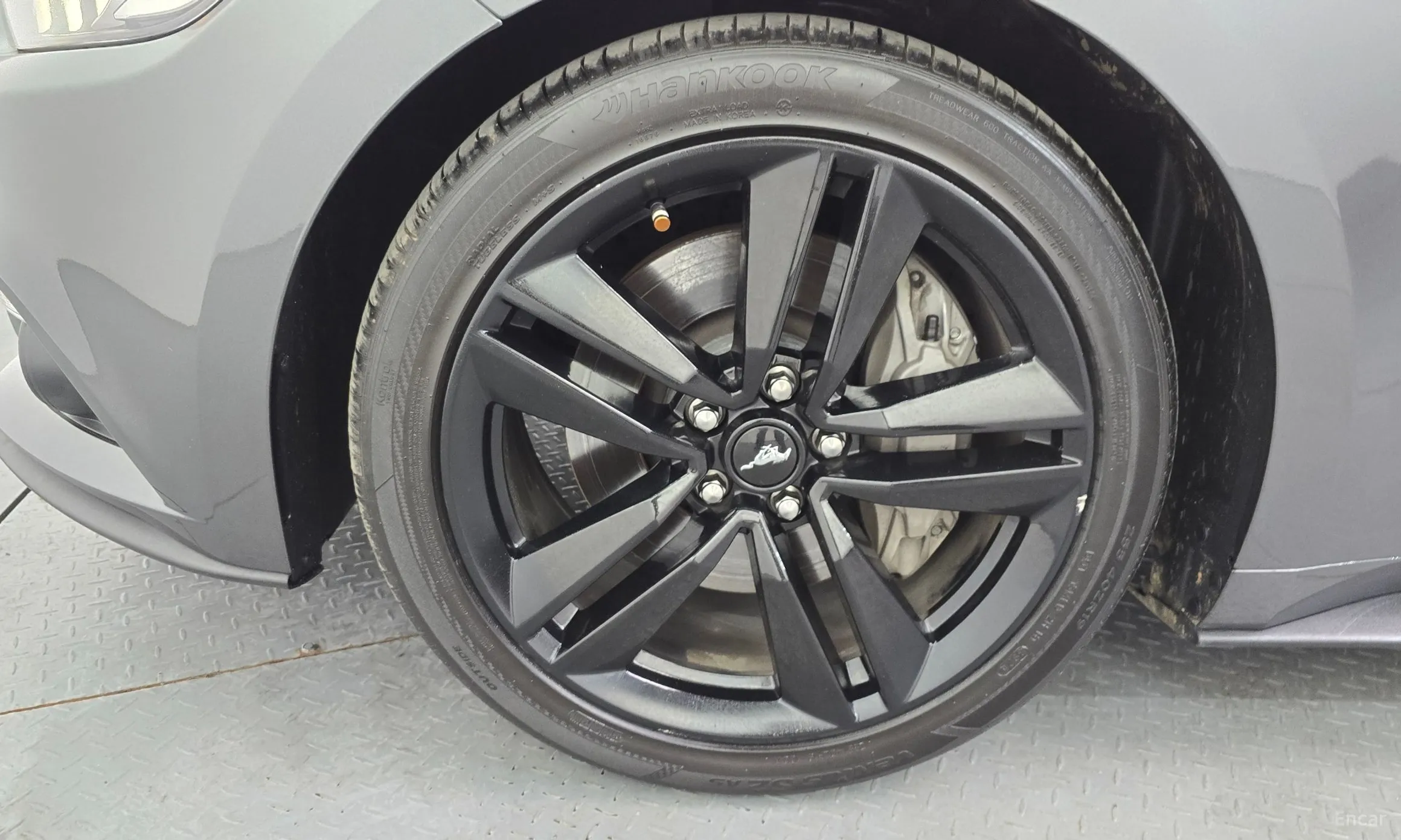 Ford Mustang превью 5