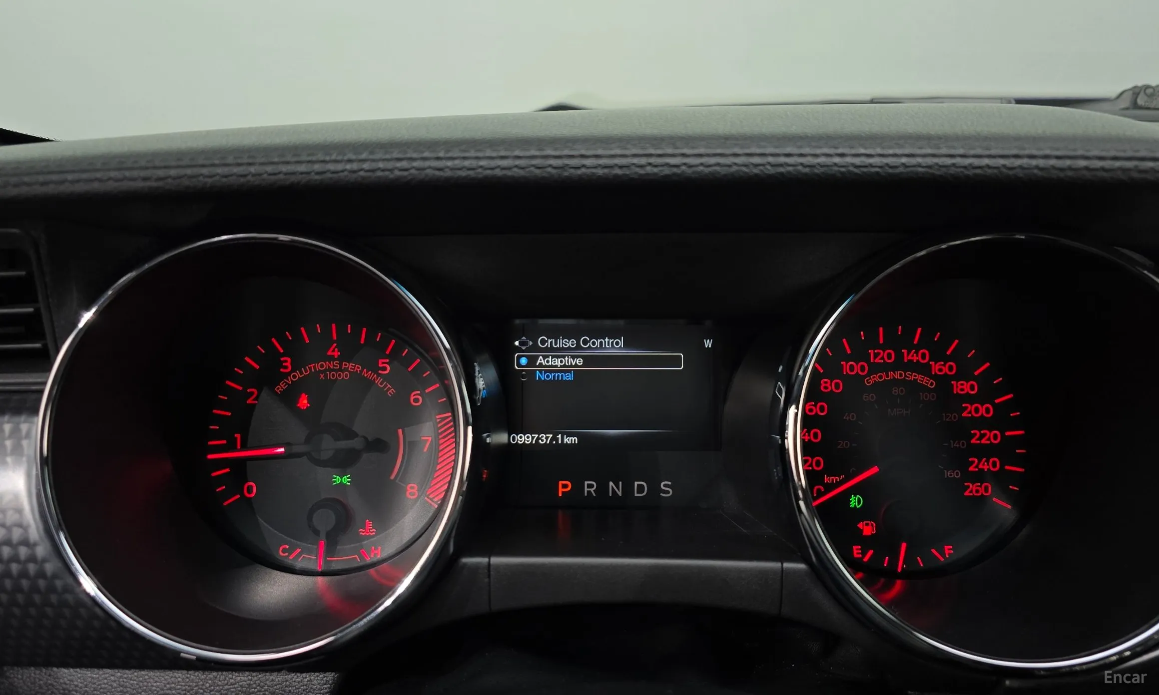 Ford Mustang превью 8