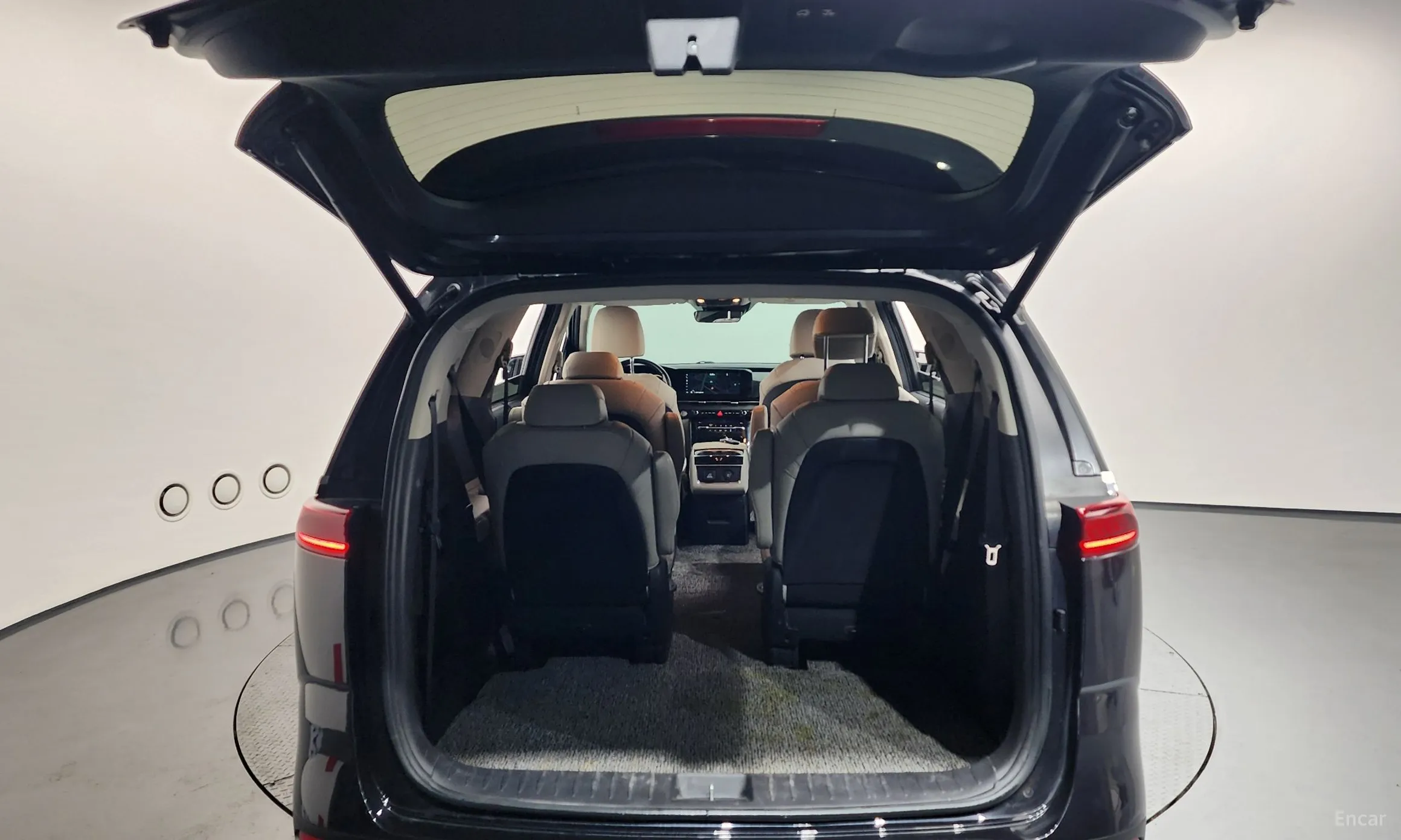 Kia Carnival Gen 4 превью 20