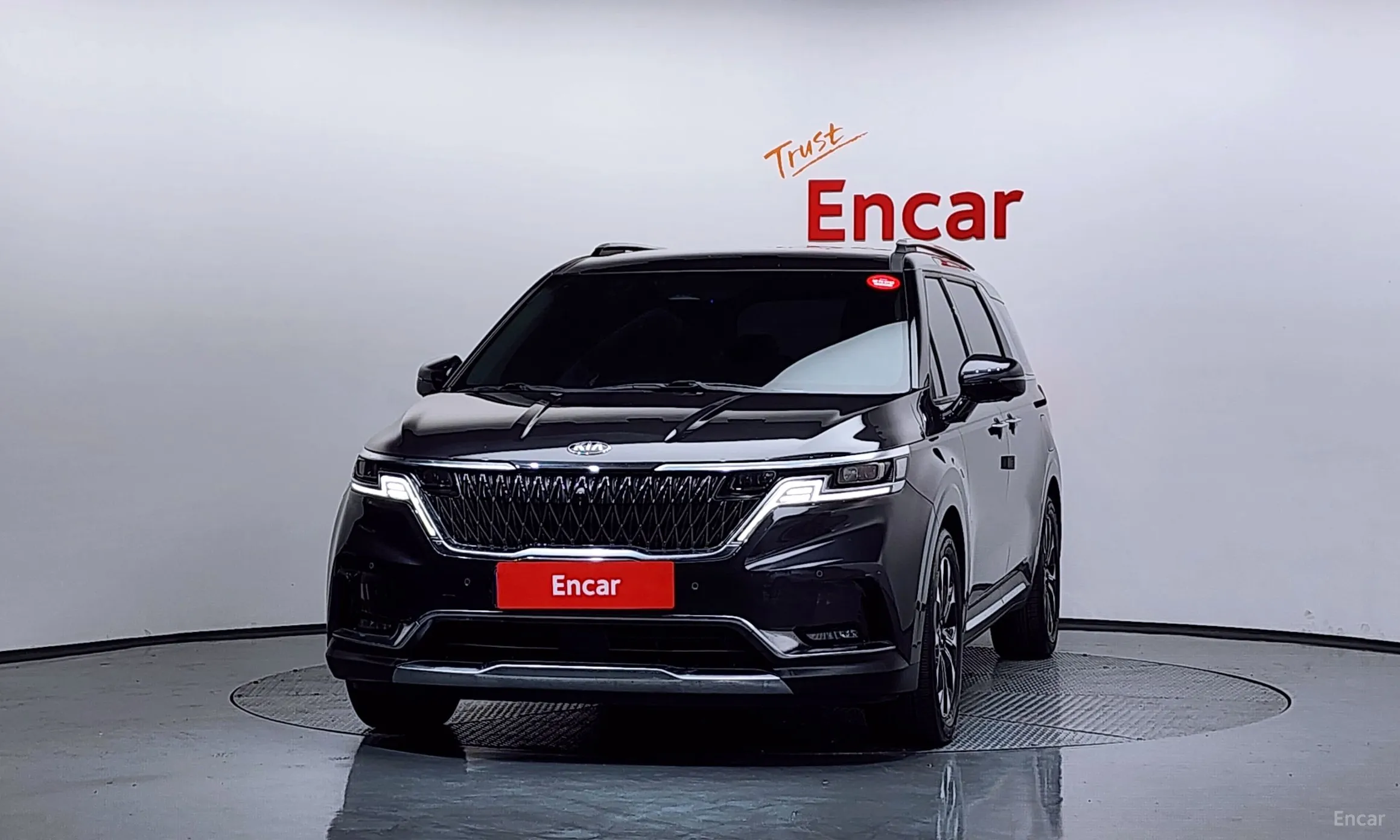 Kia Carnival Gen 4 превью 3
