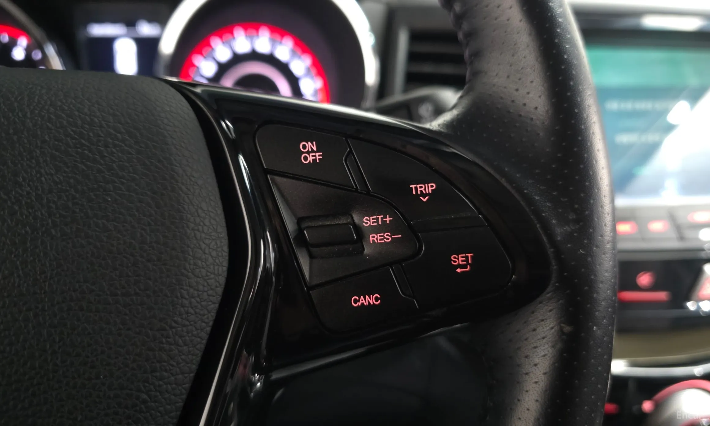 KG Mobility (SsangYong) Tivoli Air превью 14