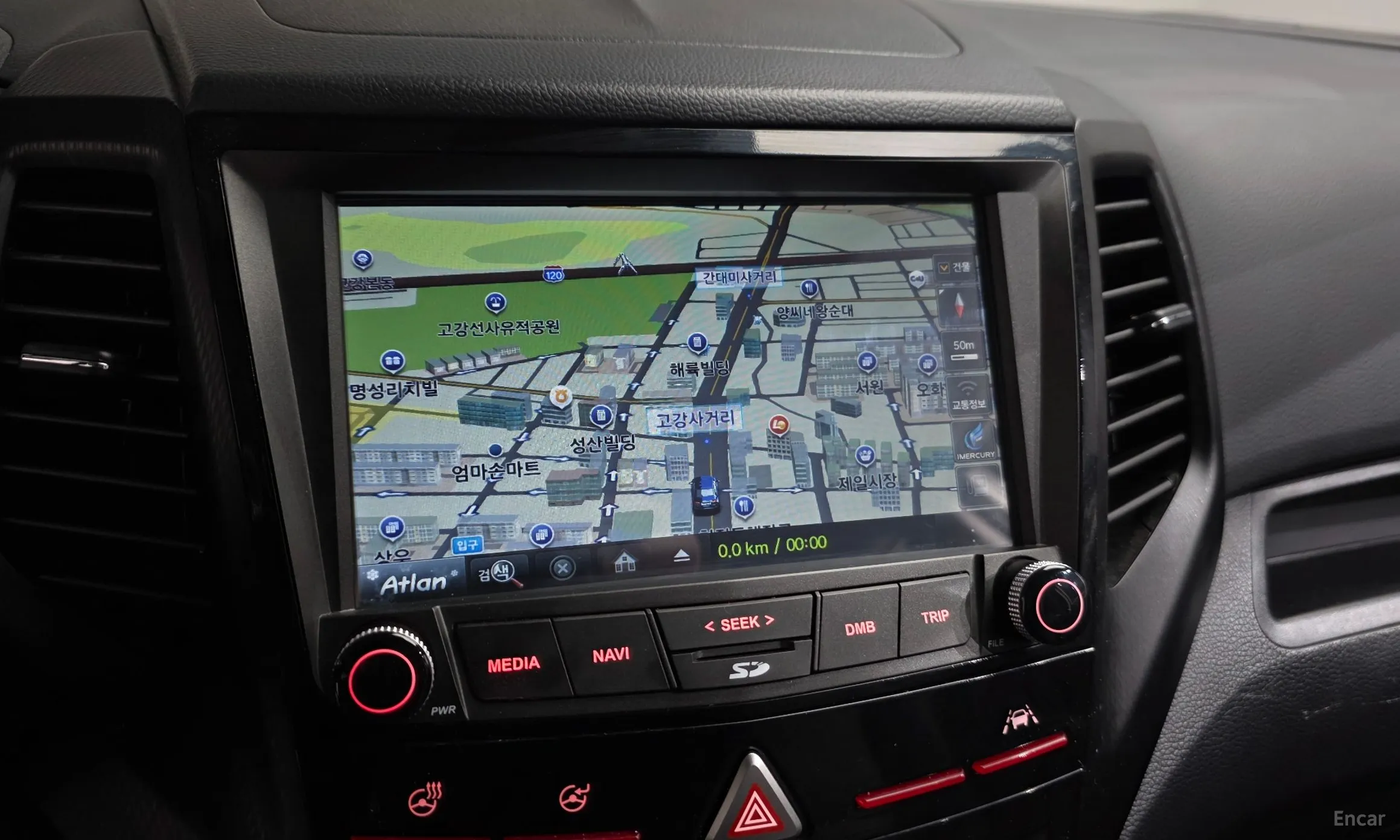KG Mobility (SsangYong) Tivoli Air превью 15