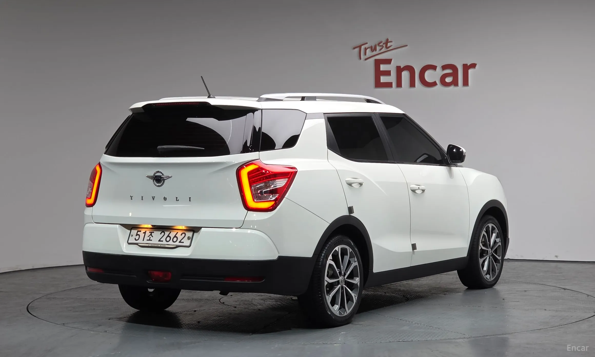 KG Mobility (SsangYong) Tivoli Air превью 2