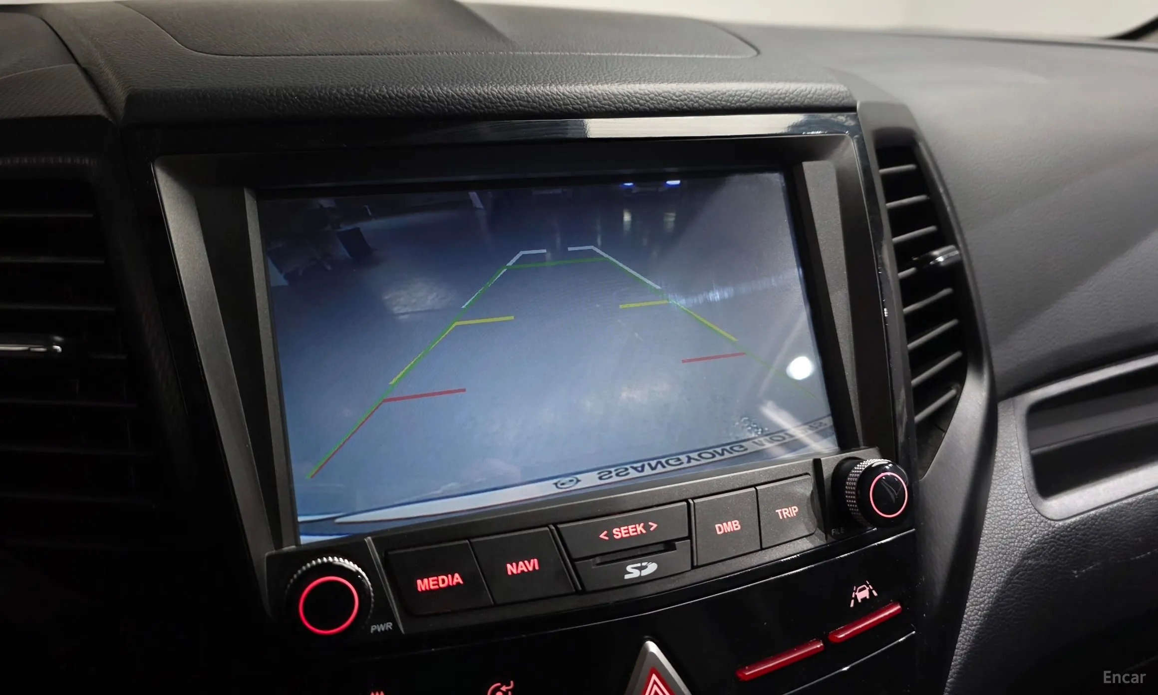 KG Mobility (SsangYong) Tivoli Air превью 16
